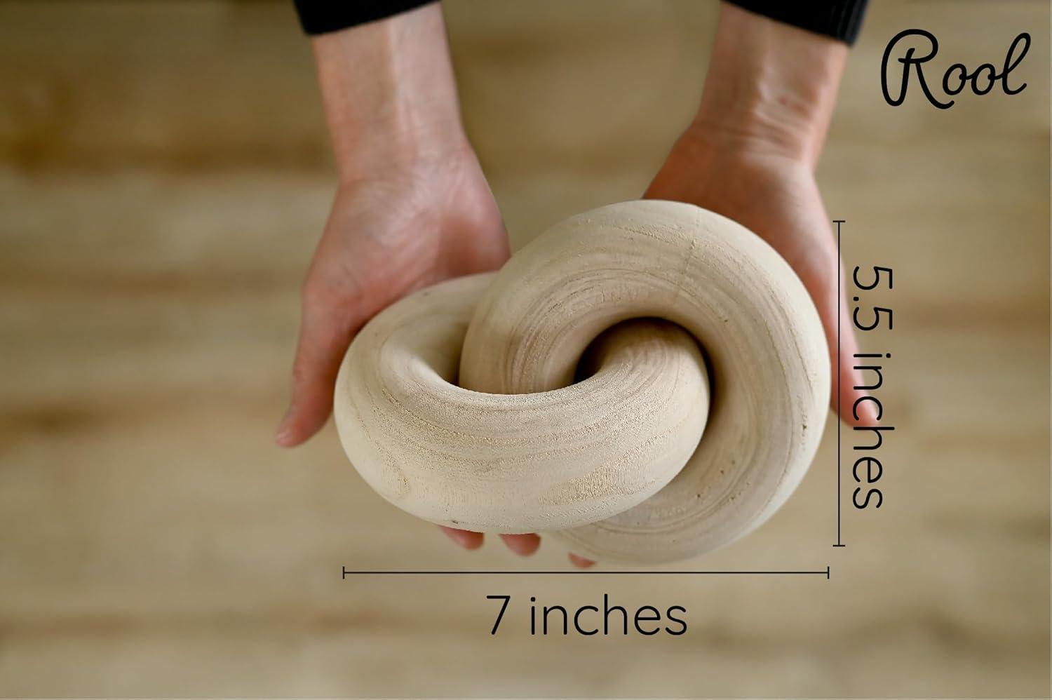 Natural Light Brown Wooden Chain Link Knot Figurine