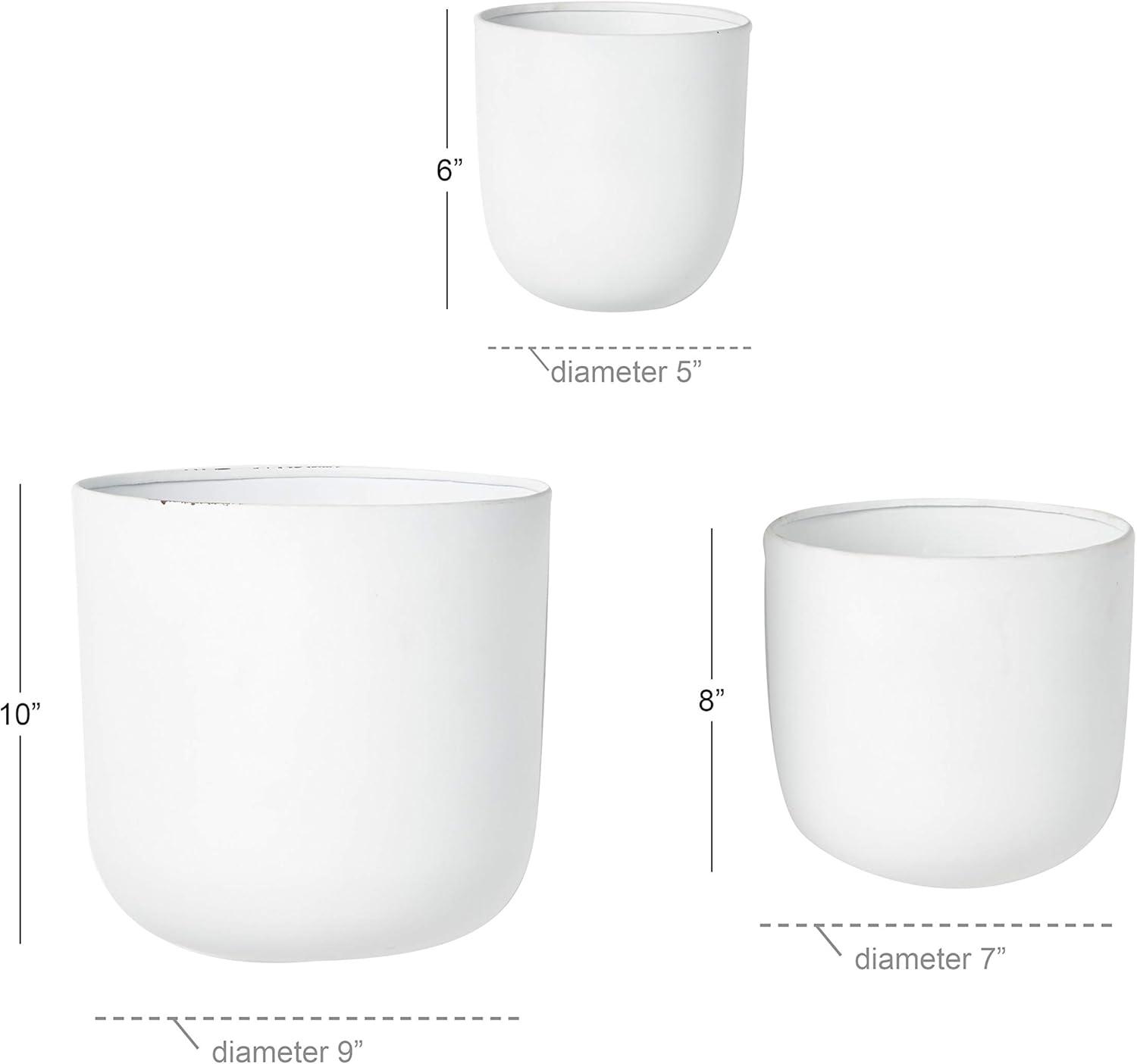 DecMode 9", 7", 6"H Round White Metal Indoor Outdoor Floating Dome Wall Planter (3 Count)