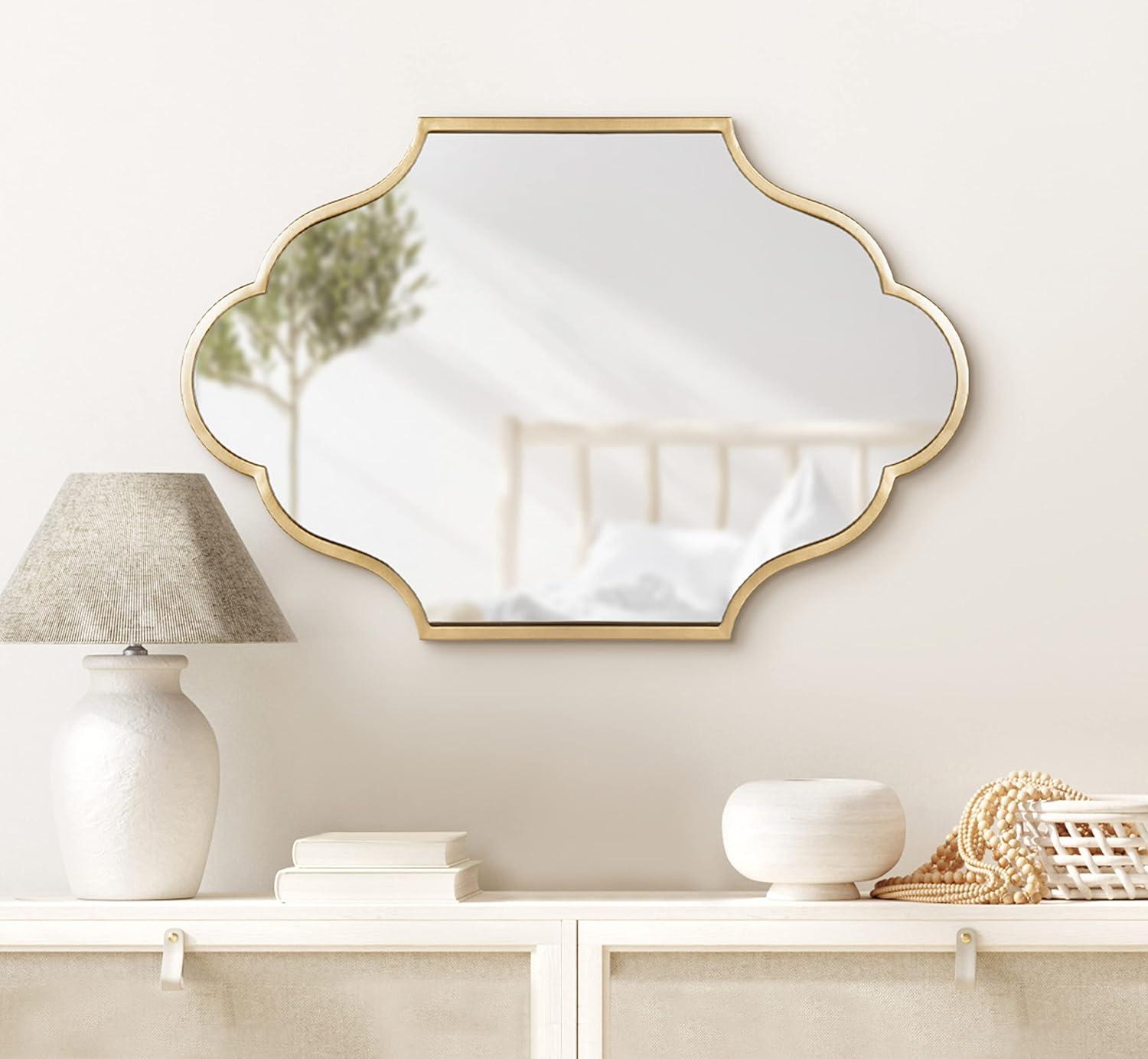 Elegant Scalloped Edge Rectangular Wall Mirror in Gold Finish