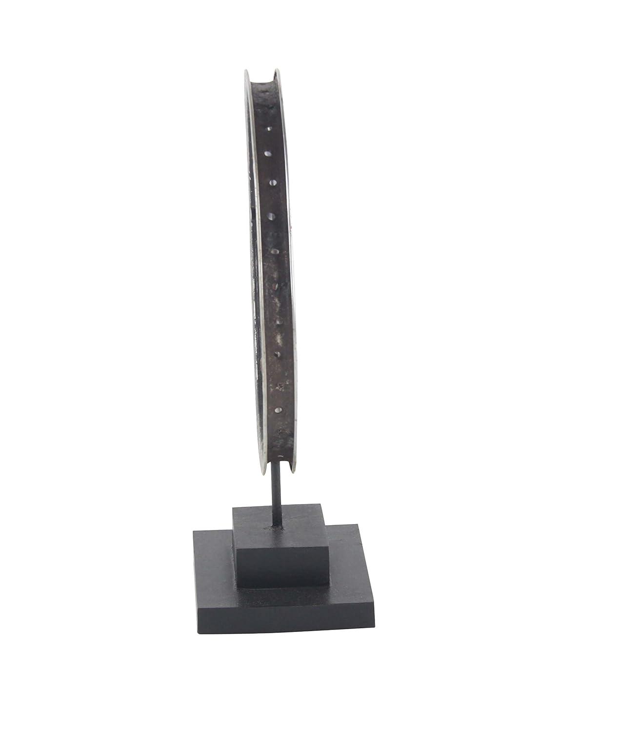 DecMode Iron Industrial Wheel Sculpture, Grey