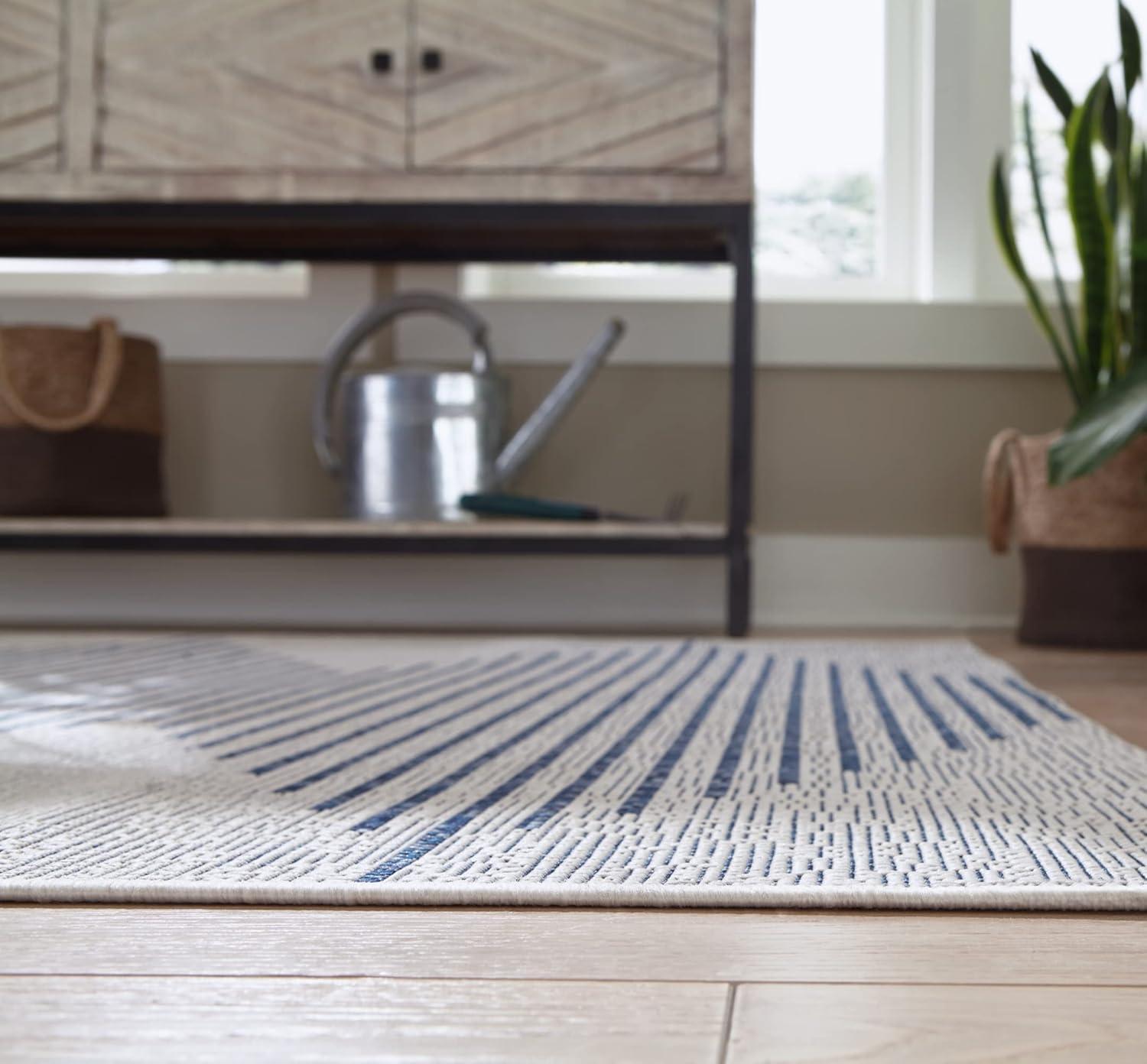 Blue and White Geometric Synthetic Small Rug