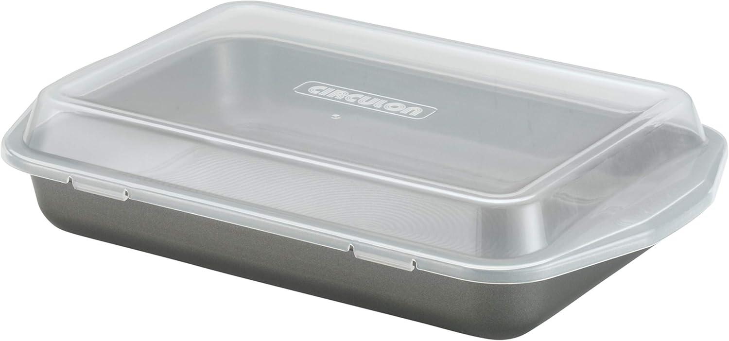 Gray Nonstick Rectangular 9-Inch x 13-Inch Cake Pan with Lid