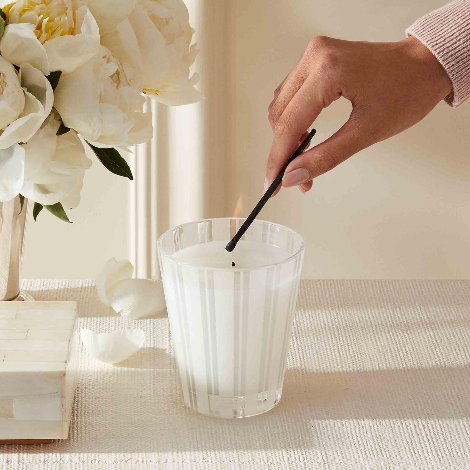 Nest Fragrances Rose Noir and Oud Classic Candle