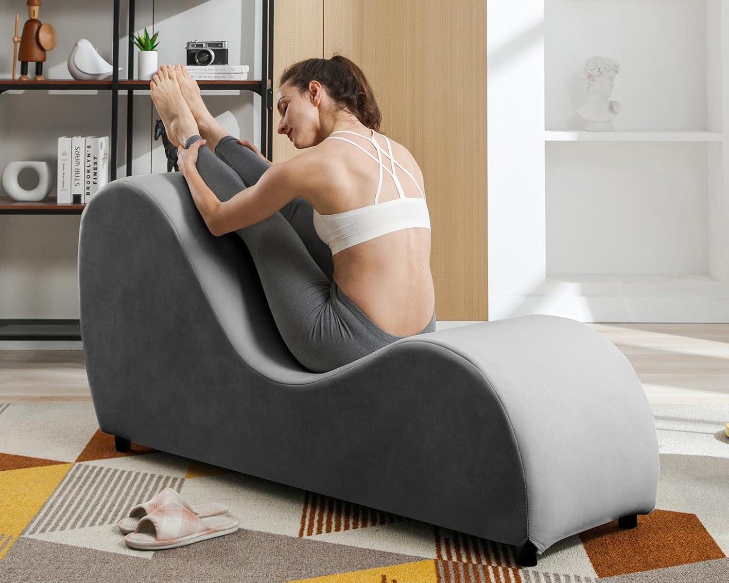 Ergonomic Dark Gray Velvet Yoga Chaise Lounge