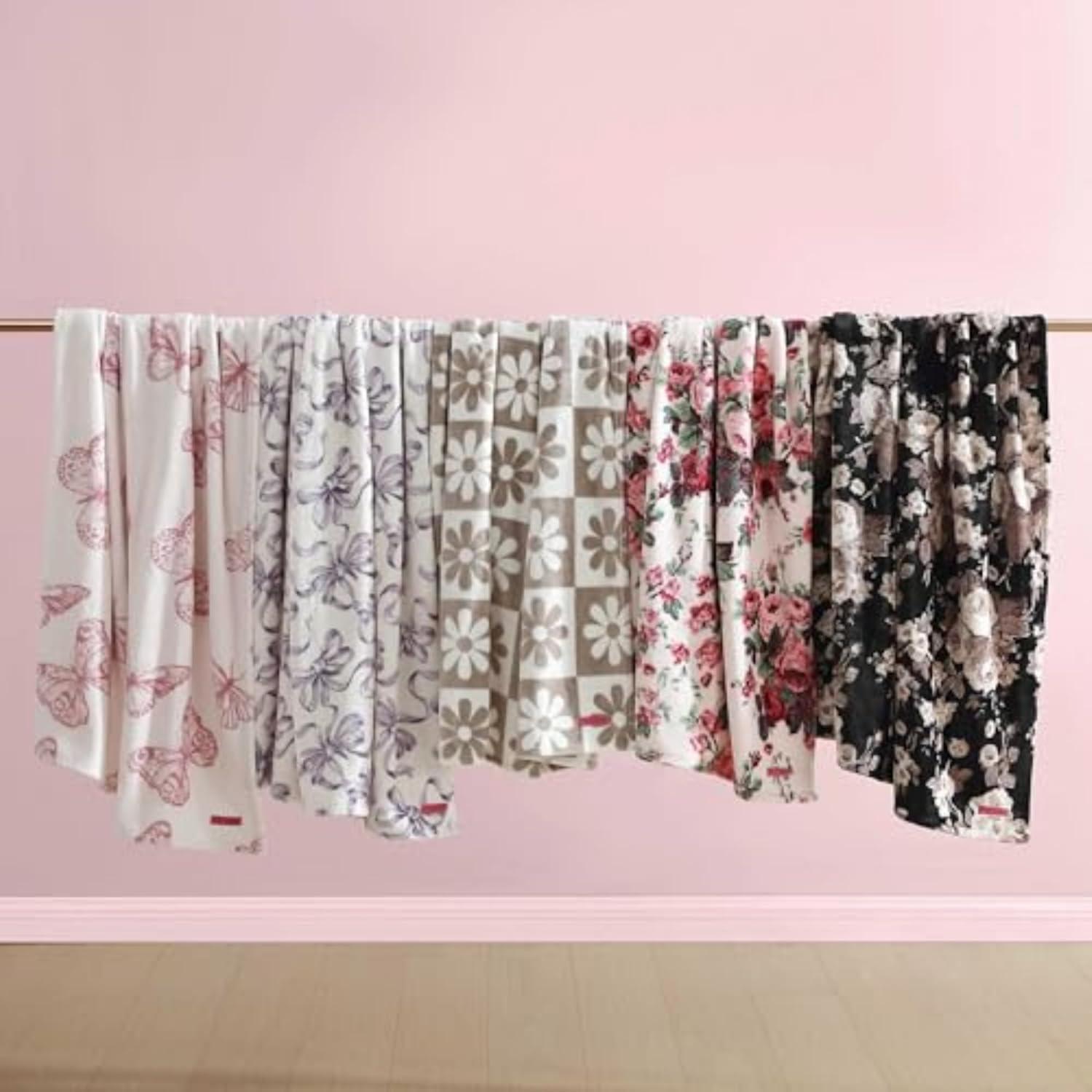 Betsey Johnson Printed Ultra Soft Plush Fleece Blankets & Reviews | Wayfair