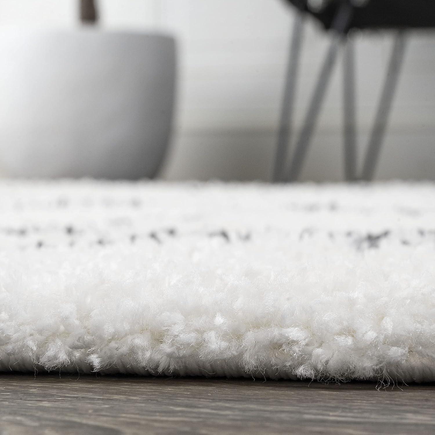5'x8' Cami Moroccan Style Diamond Shag Area Rug, White - JONATHAN Y