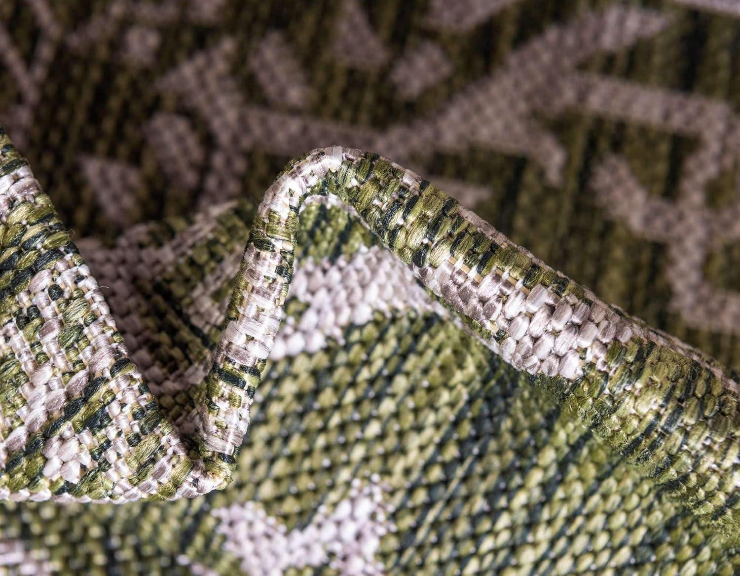 Unique Loom 7' 1 x 10' 0 Rectangle Indoor/Outdoor Traditional Green Area Rug