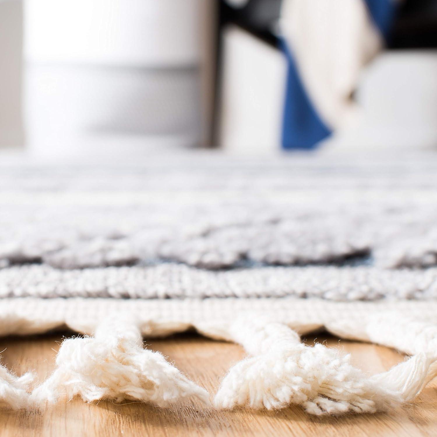 Marrakesh MRK515 Power Loomed Indoor Runner Rug - Ivory/Blue - 2'2"x8' - Safavieh