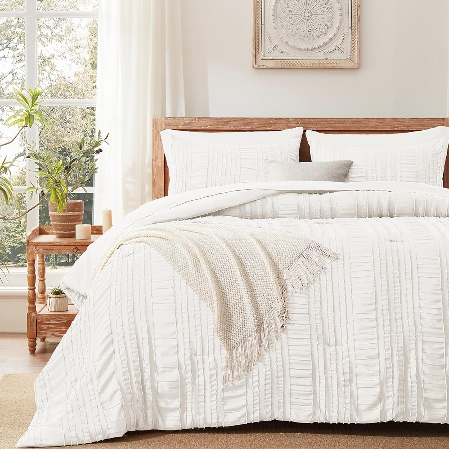 Queen Comforter Set 7 Pieces, White Tufted Bed in a Bag with Comforter and Sheets, All Season Boho Bedding Sets with 1 Comforter, 2 Pillow Shams, 2 Pillowcases, 1 Flat Sheet, 1 Fitted Sheet