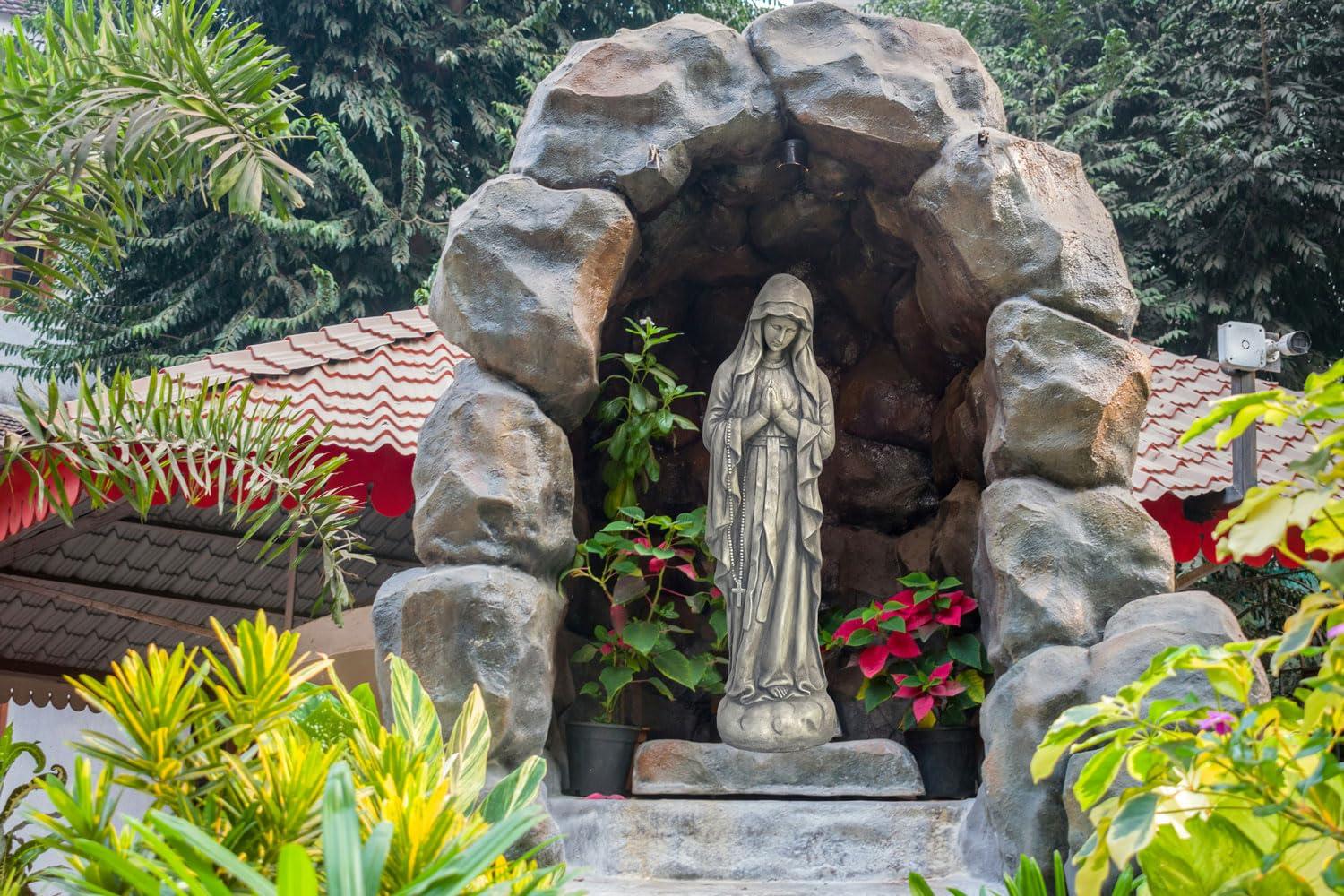 Galt International Virgin Mary Praying Blessed Mother Garden Statue 32" Religious Resin Statue Holy Queen of Heaven