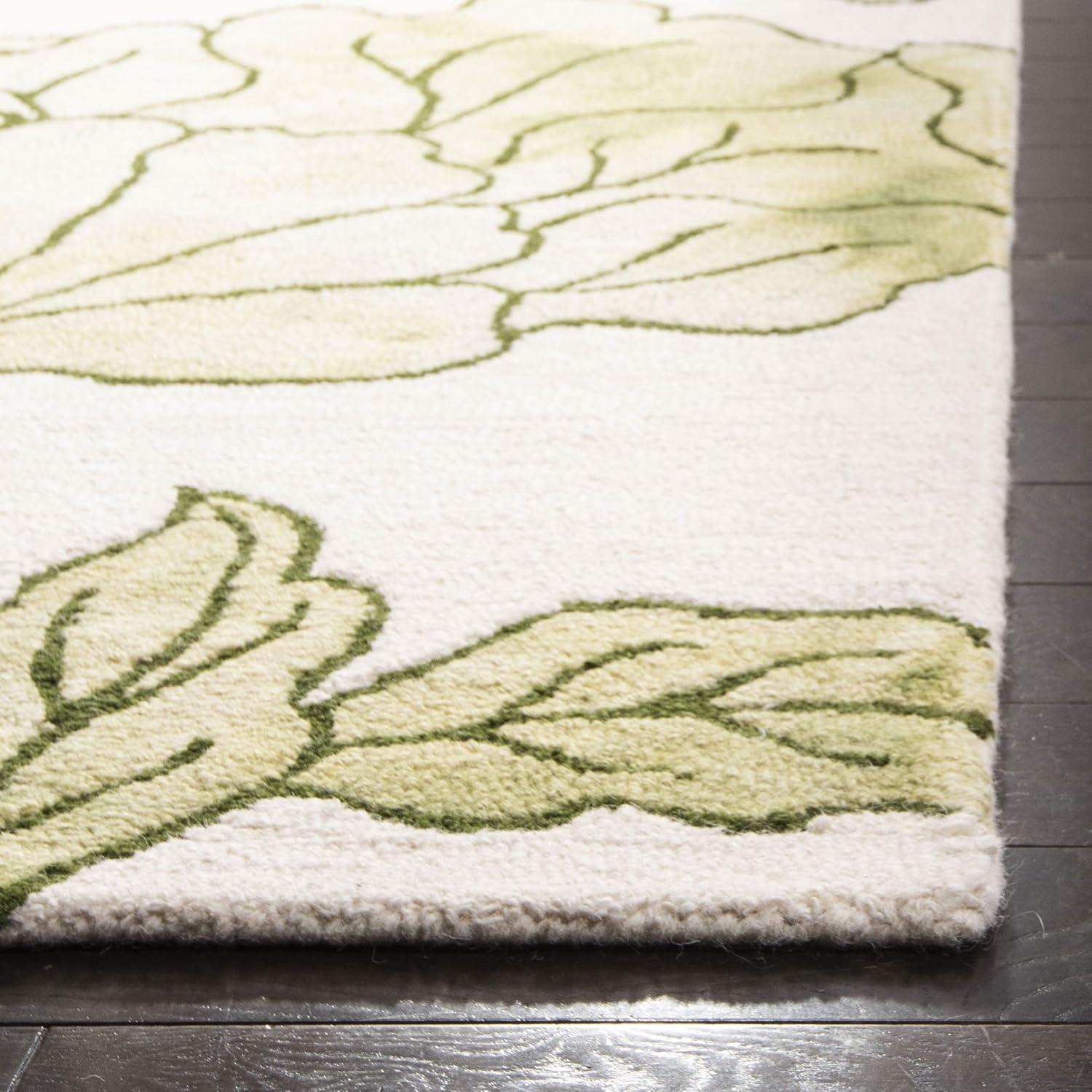 Dip Dye DDY683 Hand Tufted Area Rug - Ivory/Light Green - 5'x8' - Safavieh.