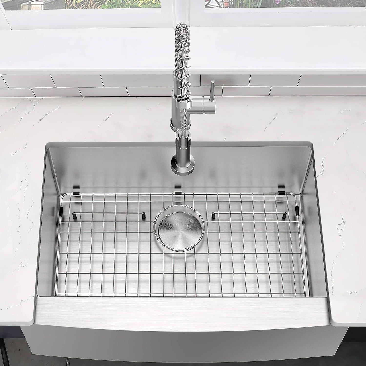 Prato 30 in. Single Bowl Farmhouse Curved Apron Front Stainless Steel Kitchen Sink 16-Gauge