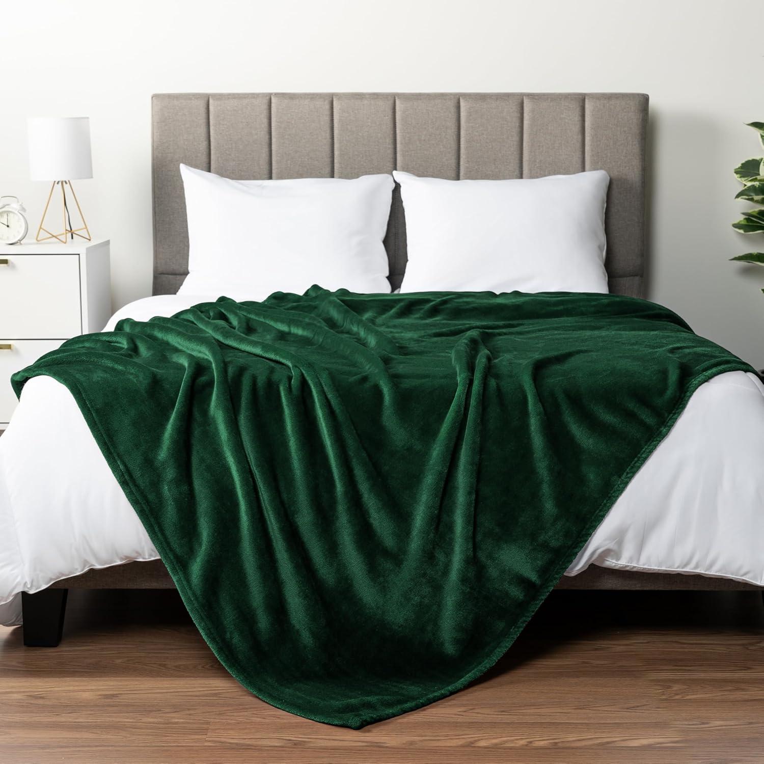 Pavilia Hand Woven Throw Blanket
