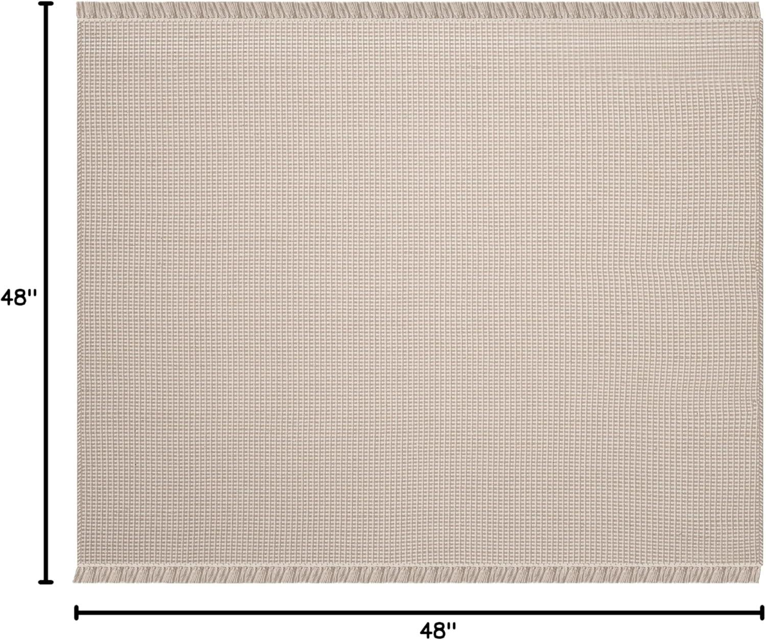 Montauk MTK340 Hand Woven Indoor Accent Rug - Ivory/Grey - 4'x4' - Safavieh