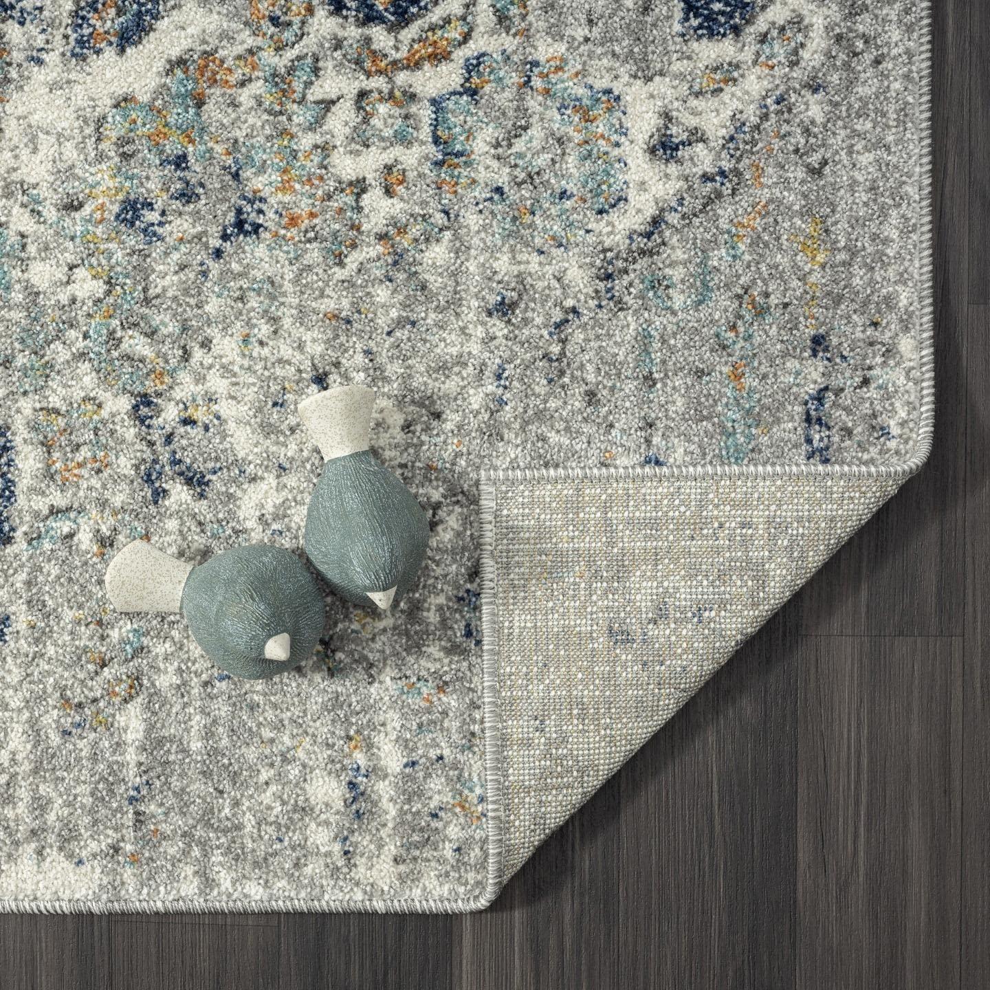 Luxe Weavers Victoria Collection Cream 4x5 Floral Area Rug