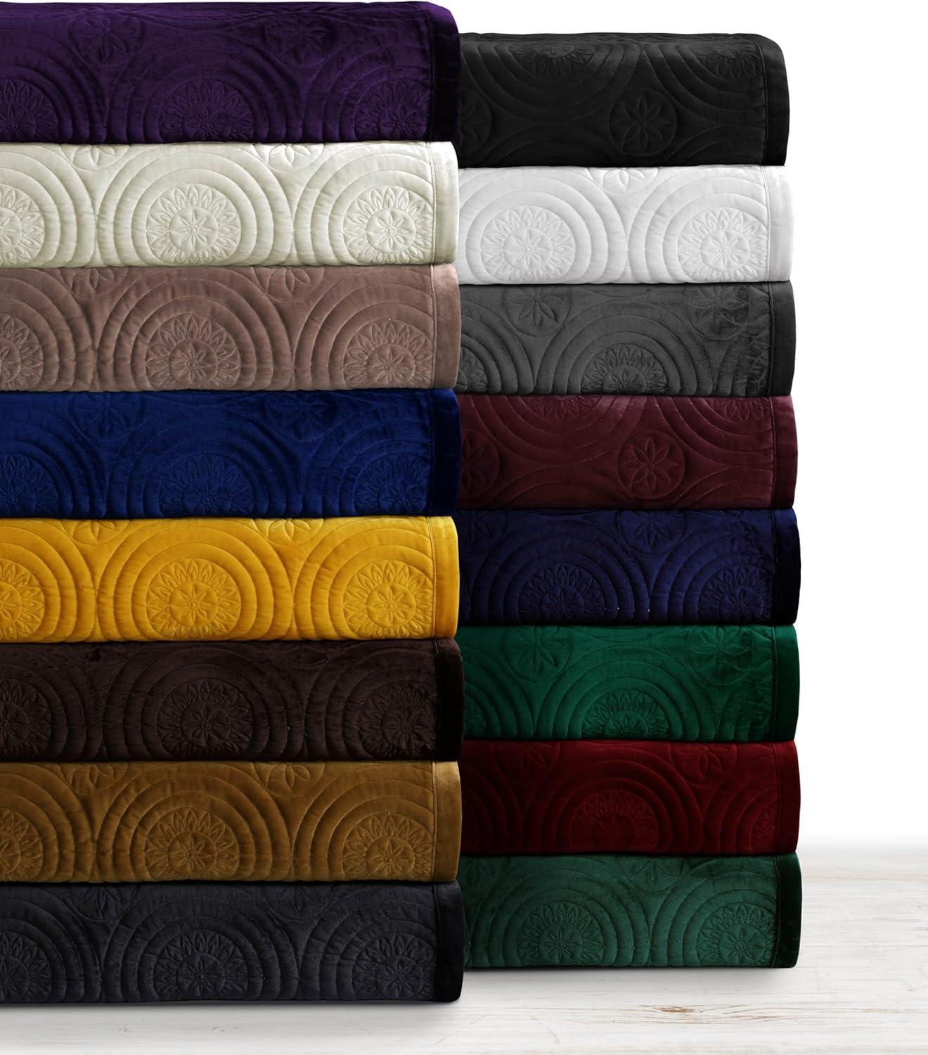 Tribeca Living Capri Velvet Quilt Set