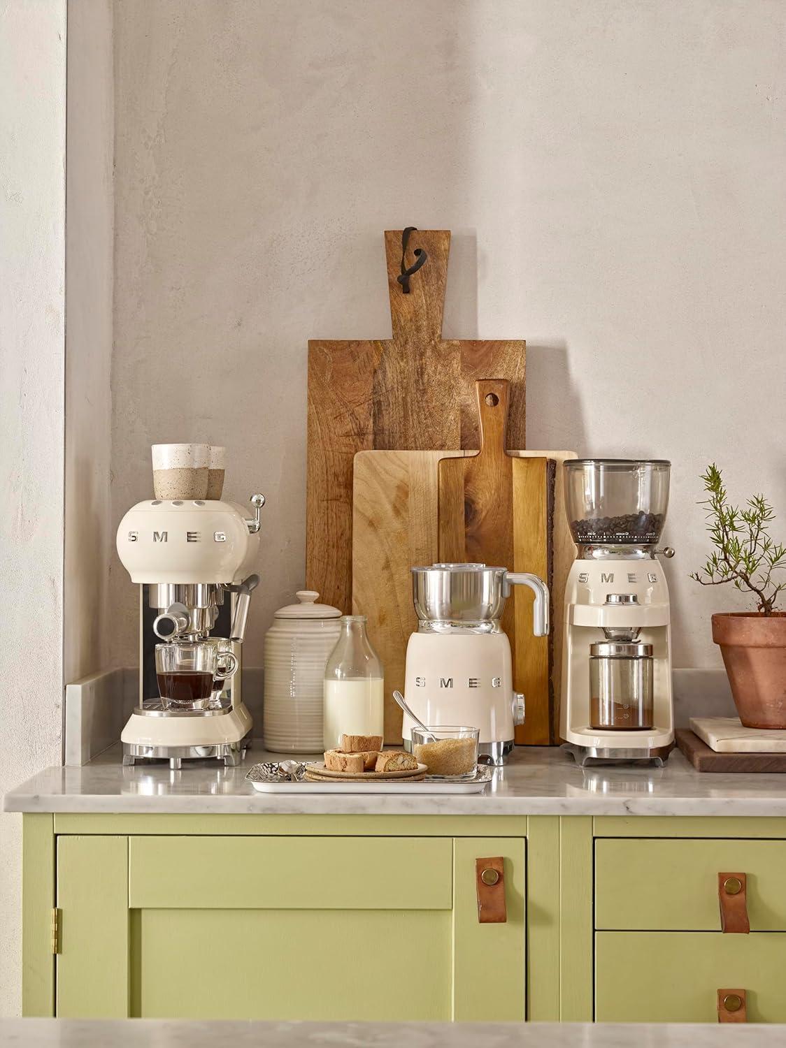 SMEG Cream Retro Milk Frother