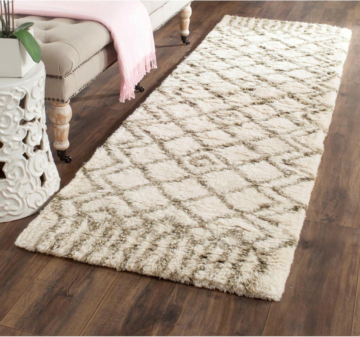 SAFAVIEH Casablanca Wilmer Abstract Shag Area Rug, Ivory/Green, 6' x 9'