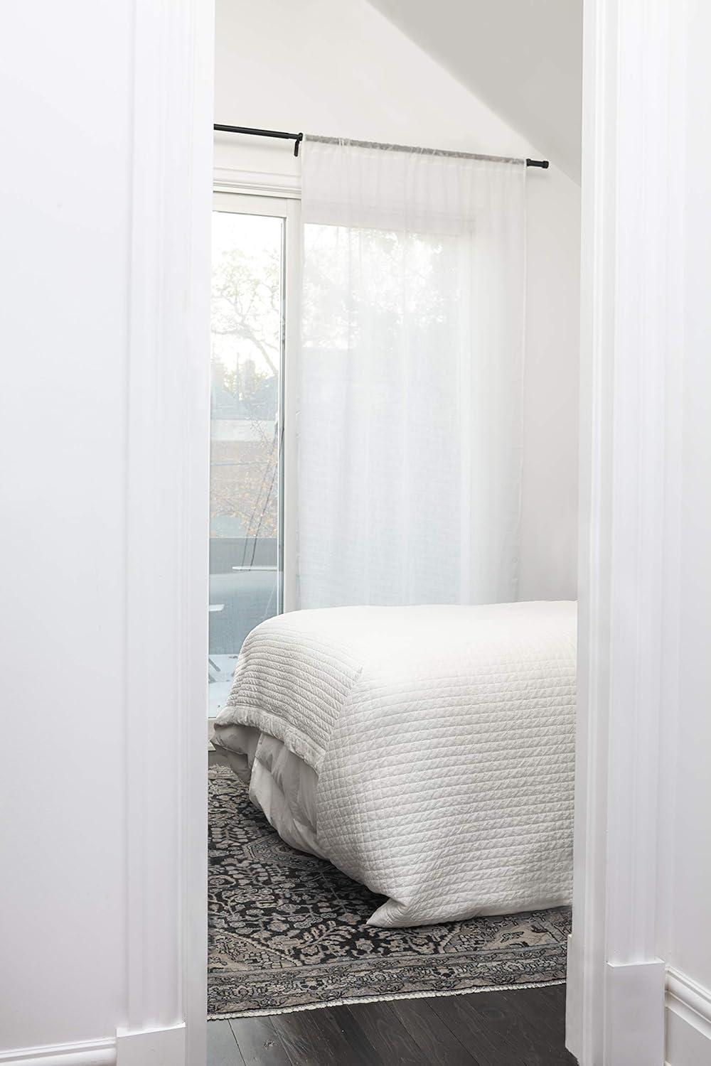 Umbra Cappa Adjustable Single Curtain Rod