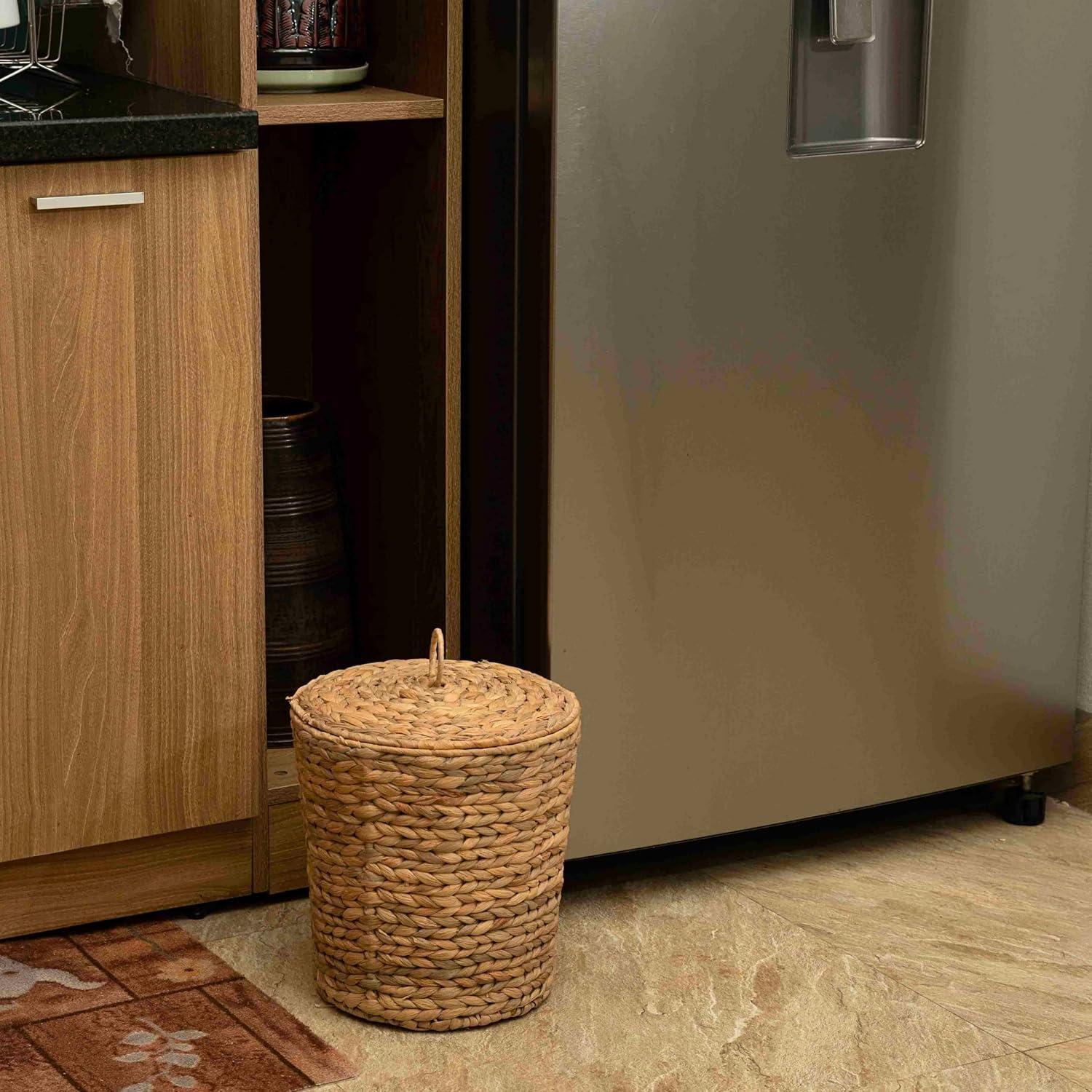 Medium Natural Wicker Round Trash Can with Lid