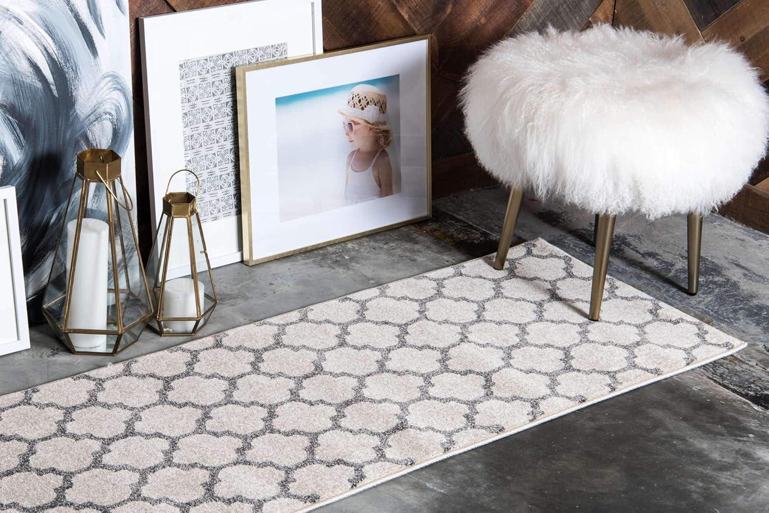Unique Loom 2' 7 x 16' 5 Trellis Philadelphia Dark Blue Area Rug