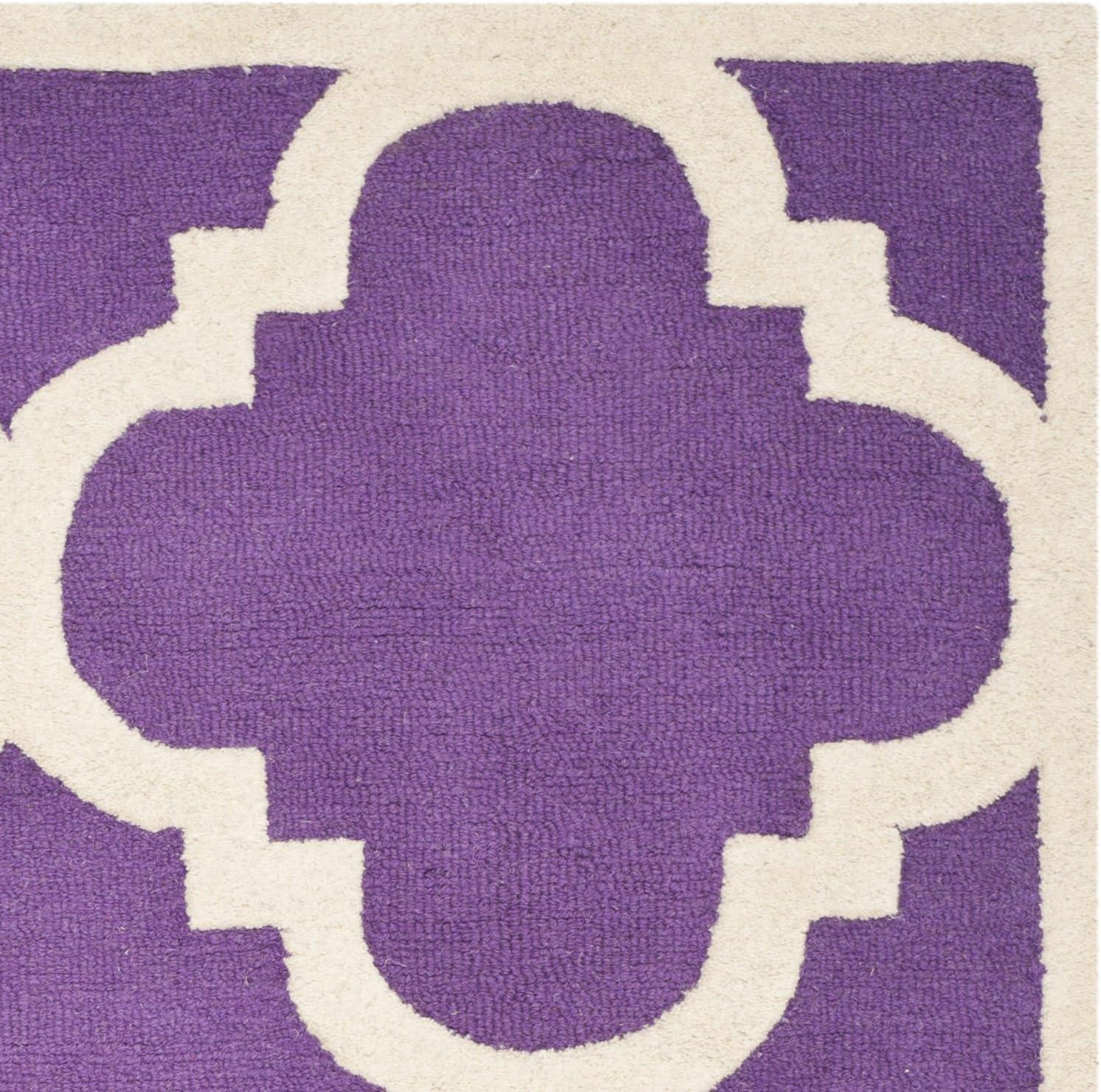 SAFAVIEH Cambridge Justine Geometric Quatrefoil Wool Area Rug, Purple/Ivory, 4' x 6'