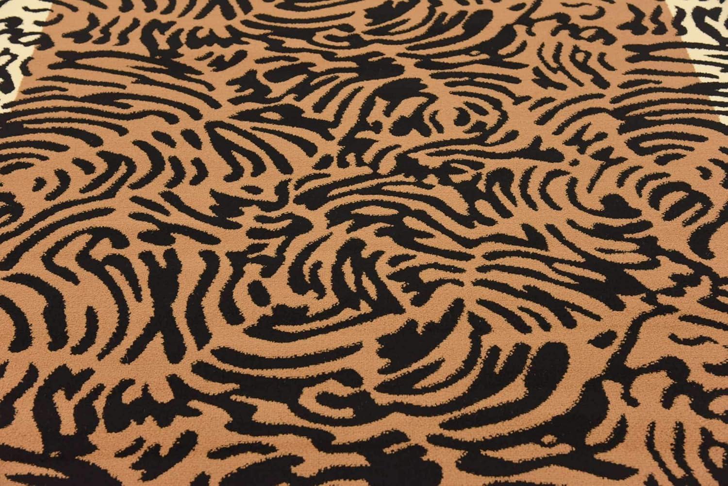 Wildlife Collection Light Brown and Black 6' x 9' Area Rug