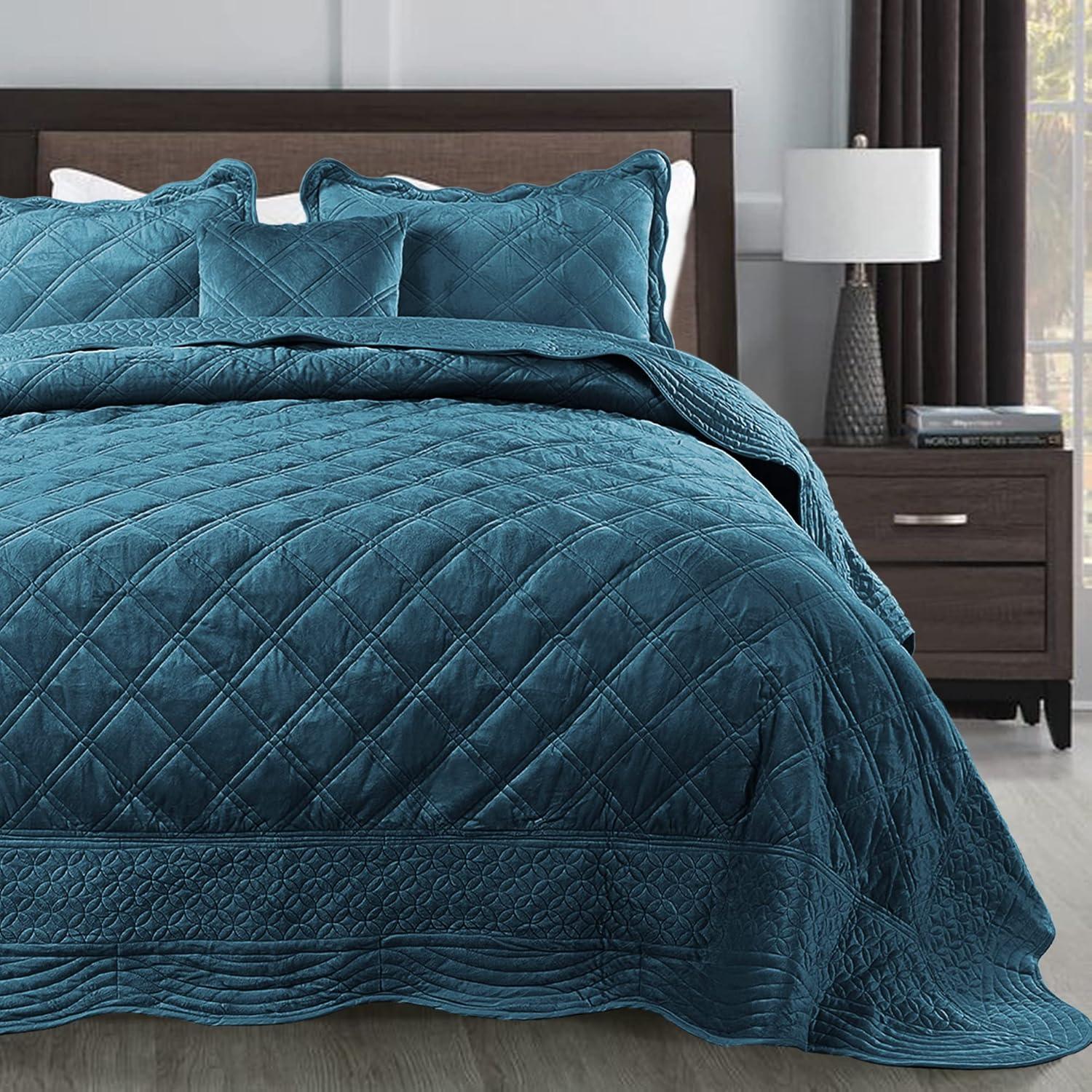 Home Soft Things 4 Piece Supersoft Microplush Quilt Set