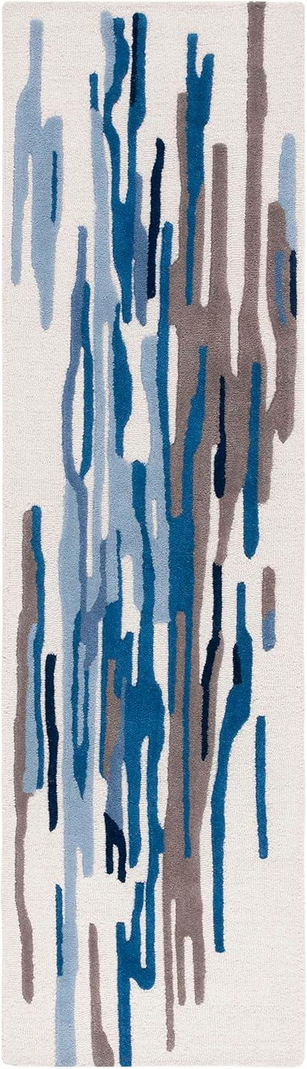 Rodeo Drive RD858 Hand Tufted Area Rug  - Safavieh