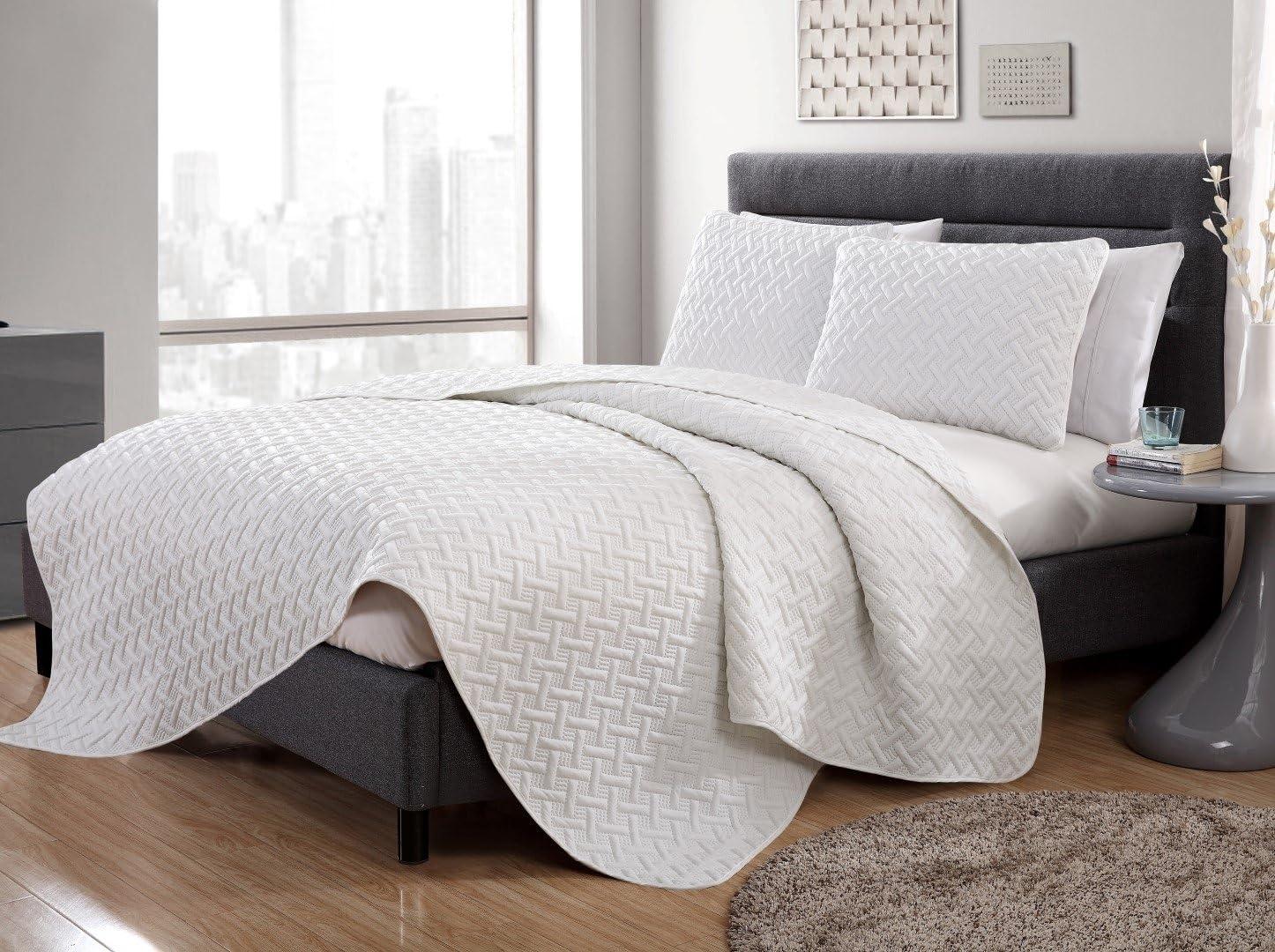 Nina Embossed Basketweave Quilt Set