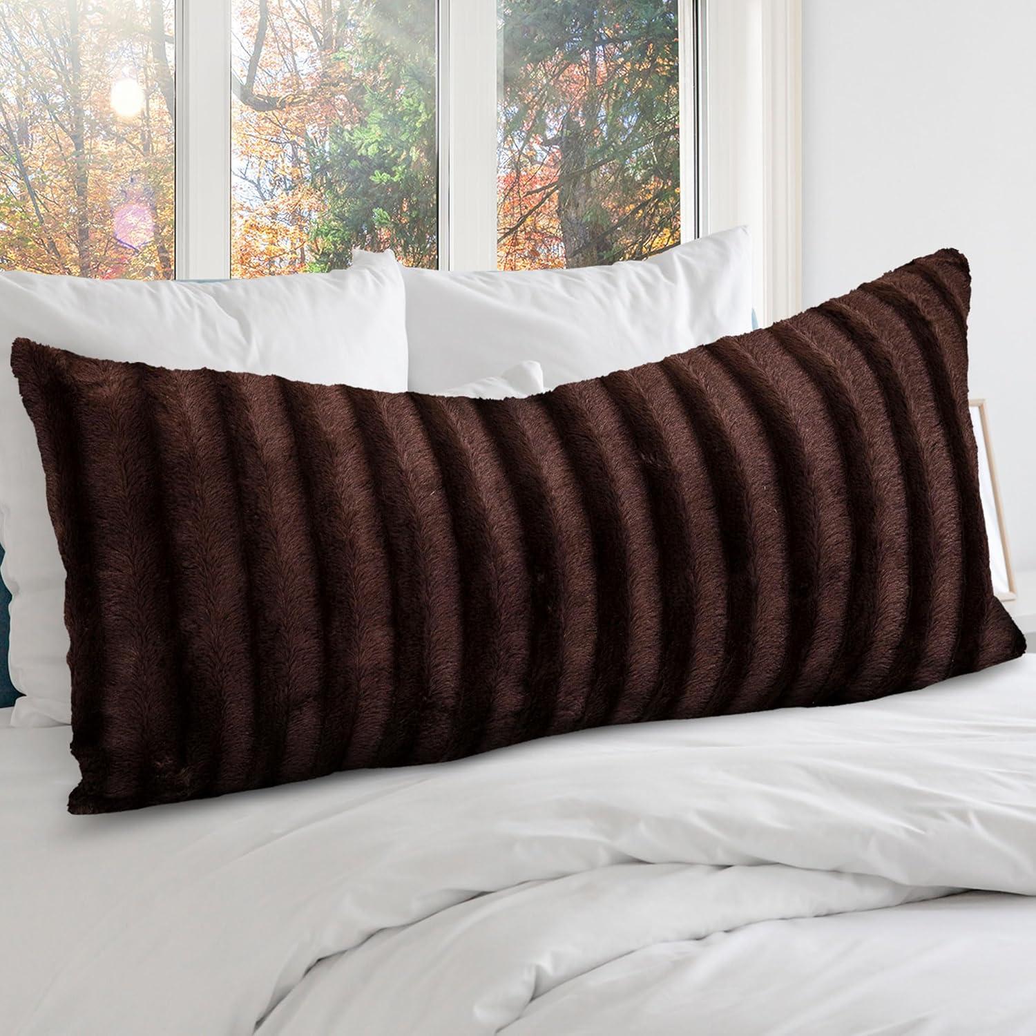 Cheer Collection Faux Fur Throw Pillow