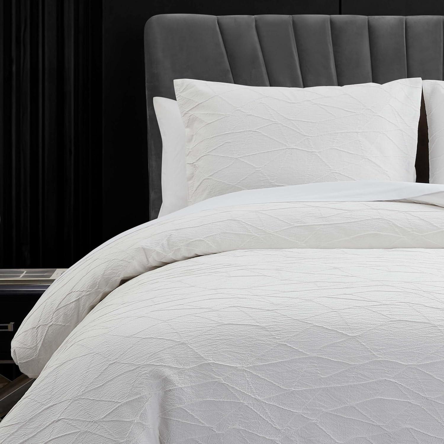 Vera Wang Abstract Crinkle White Comforter Set