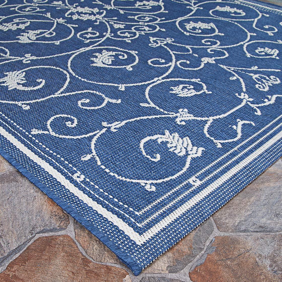 Couristan Recife Veranda Indoor / Outdoor Area Rug, Ivory- Indigo Blue, 3'9" x 5'5"