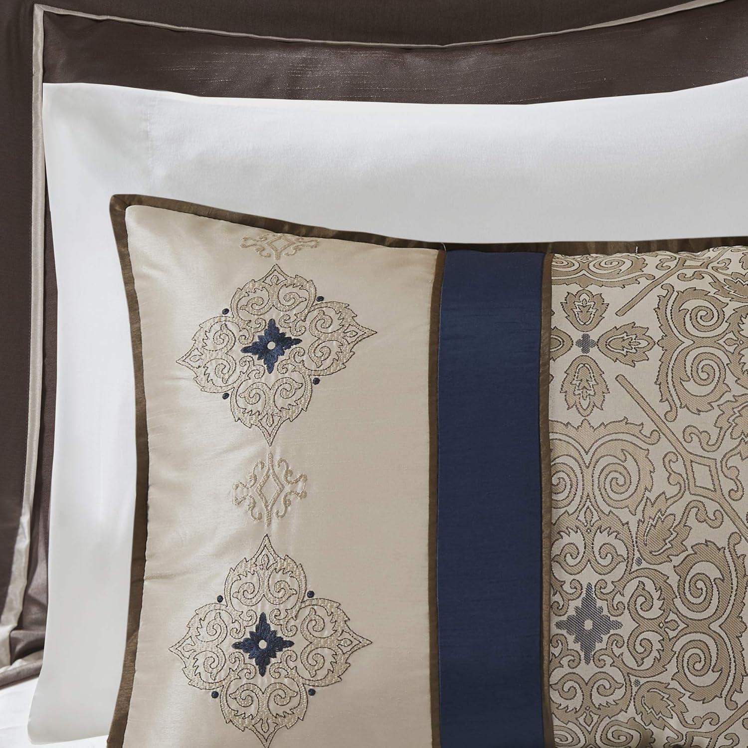 Madison Park Essentials Delaney Jacquard Traditional 24 Piece Room in a Bag