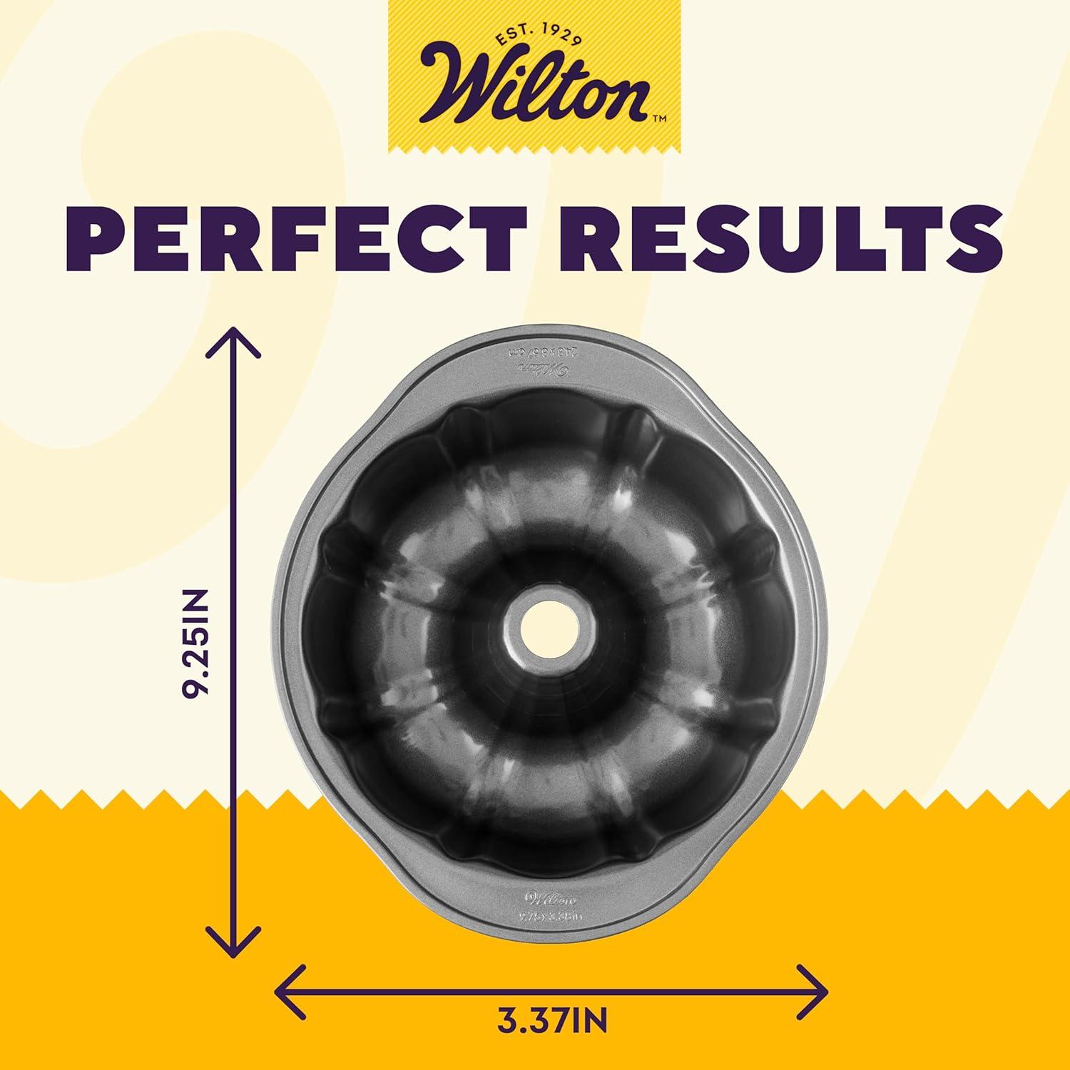 Wilton Gray Non-Stick Fluted Tube Bundt Pan