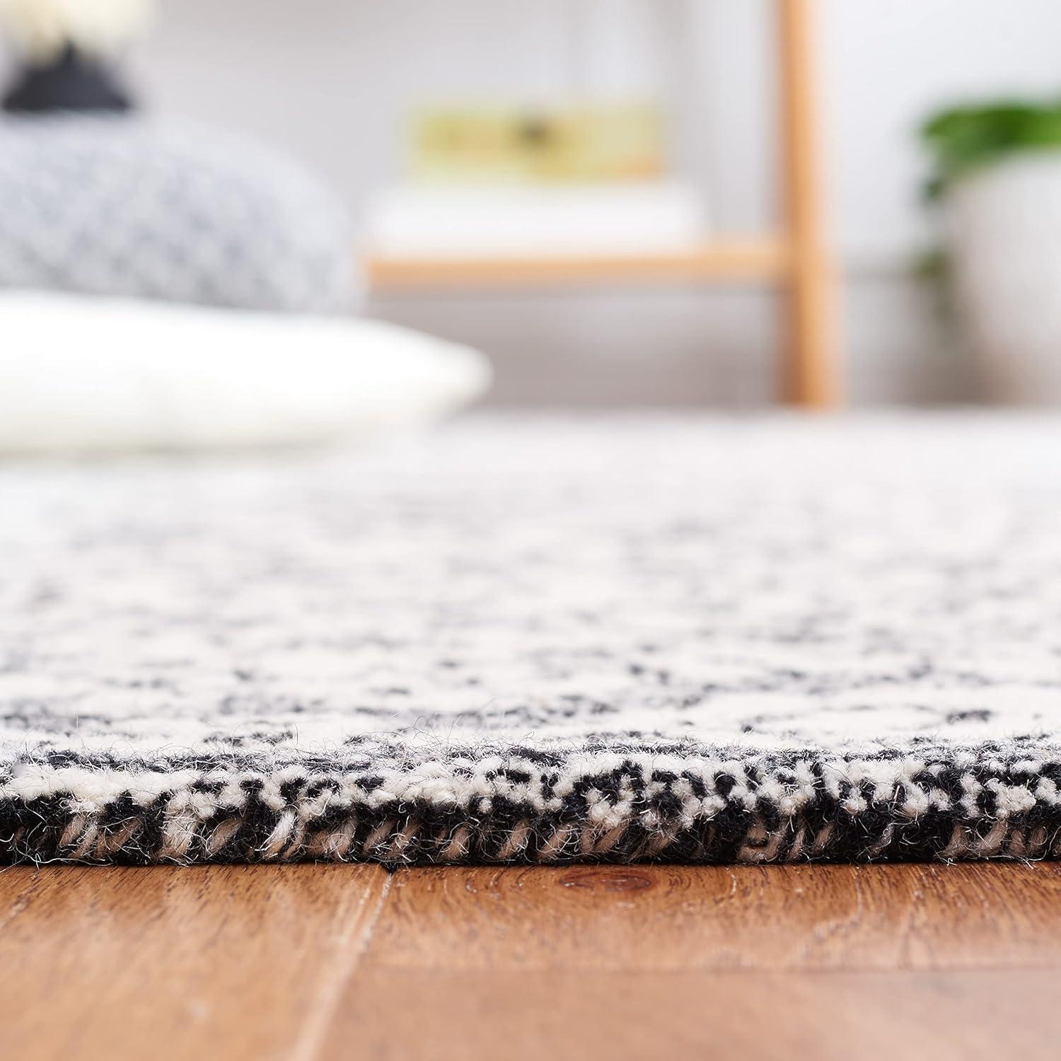 Tansy Handmade Wool Ivory/Gray Rug