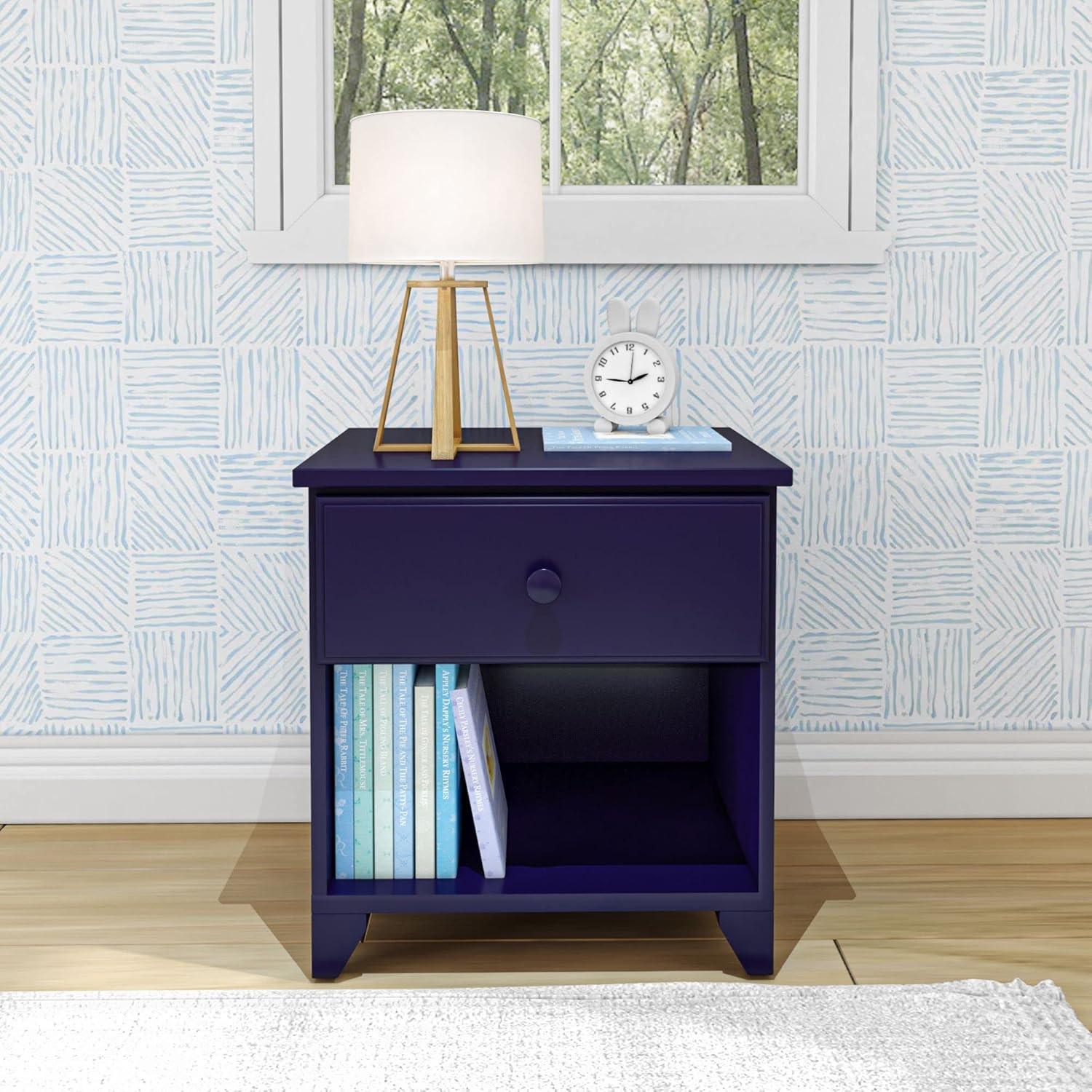 Max & Lily Classic Wood Nightstand with 1 Drawer, Kids Bedside Table/End Table, Small Nightstand for Bedroom