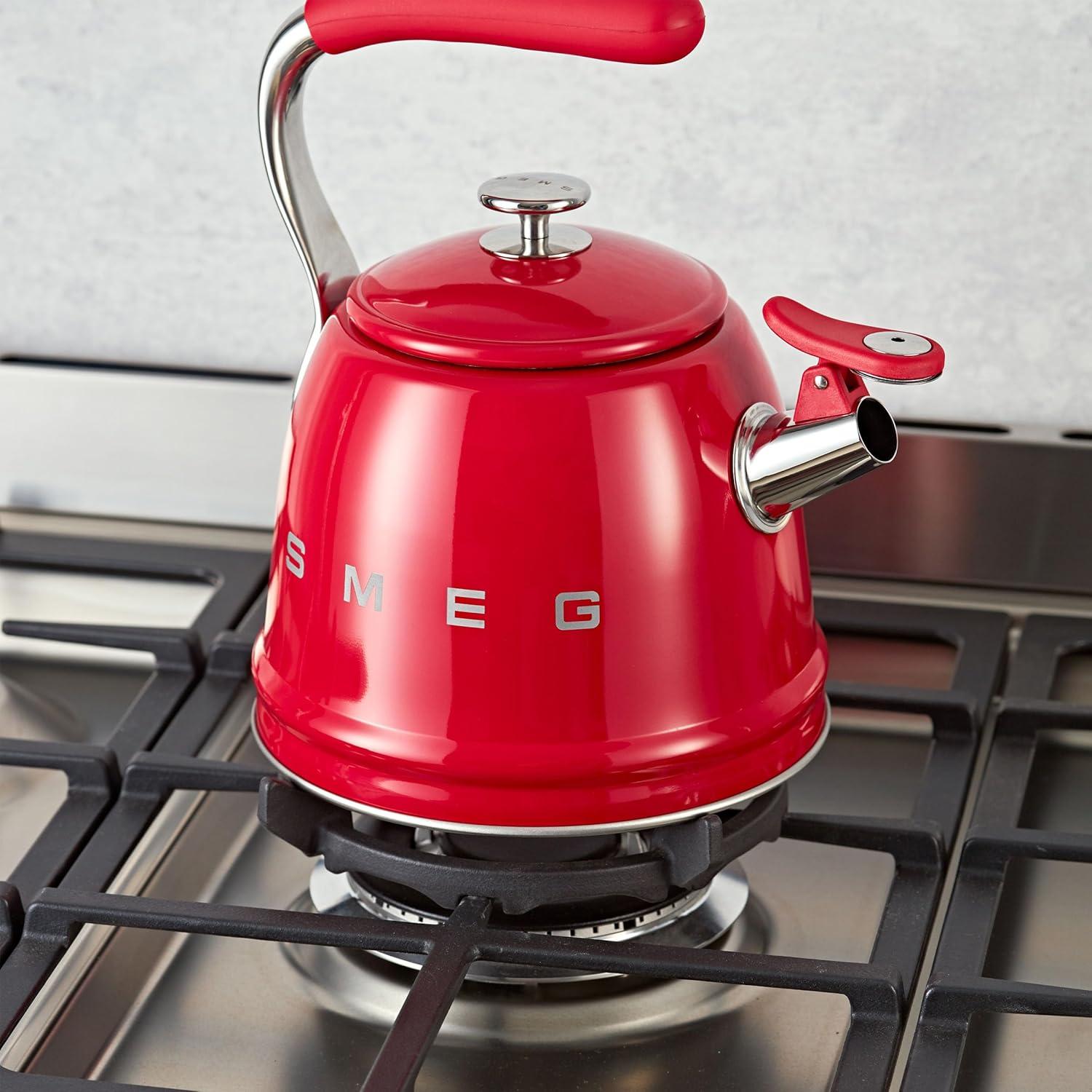 SMEG 50"s Retro Style Whistling Stovetop Kettle