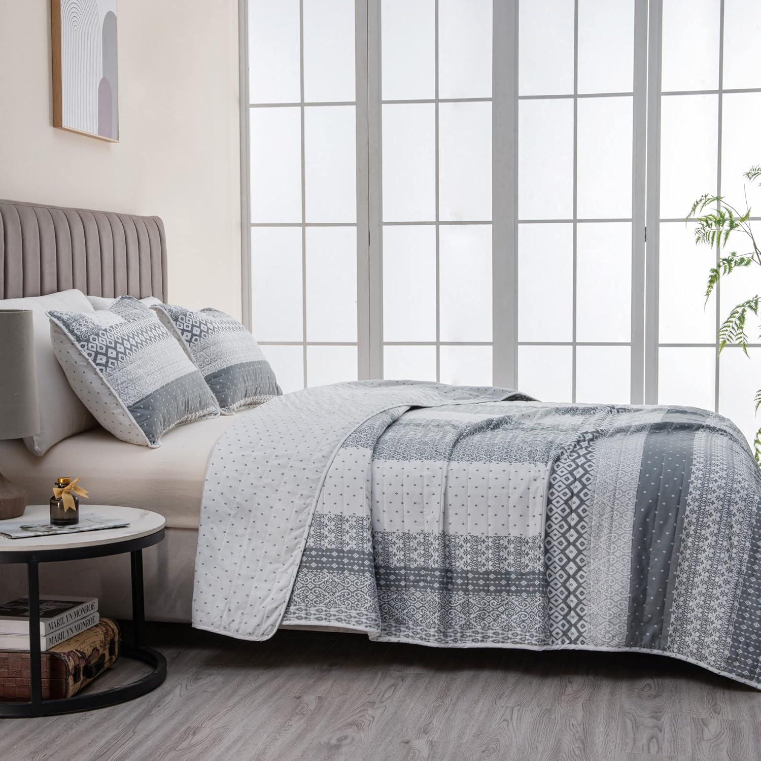 Gray Microfiber Full Reversible Patchwork Quilt Set