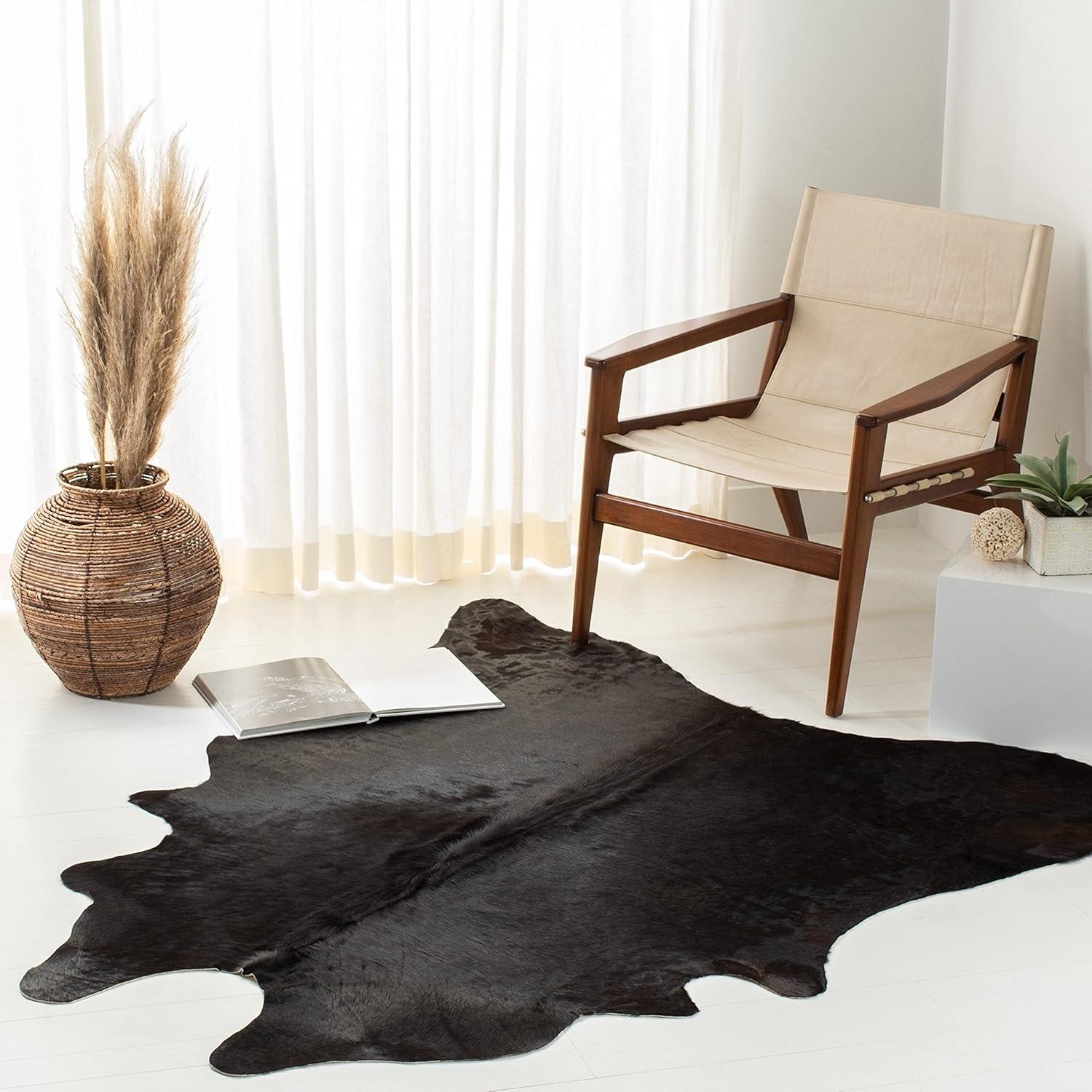 Pampas Hand-Selected Black and Brown Cowhide 4' x 6' Rug