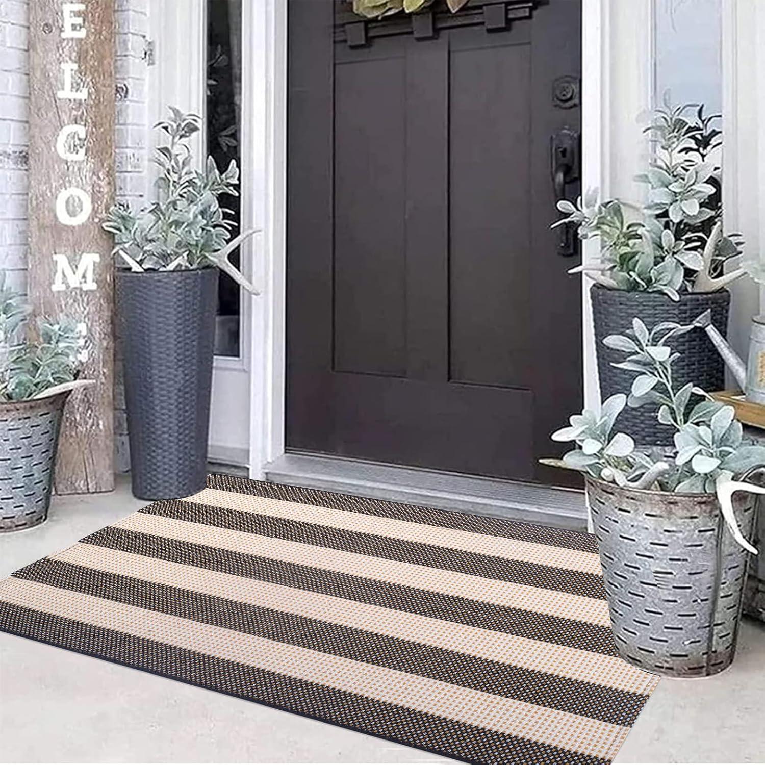 Black and White Striped Hand-Woven Outdoor Rug 24'' x 51''