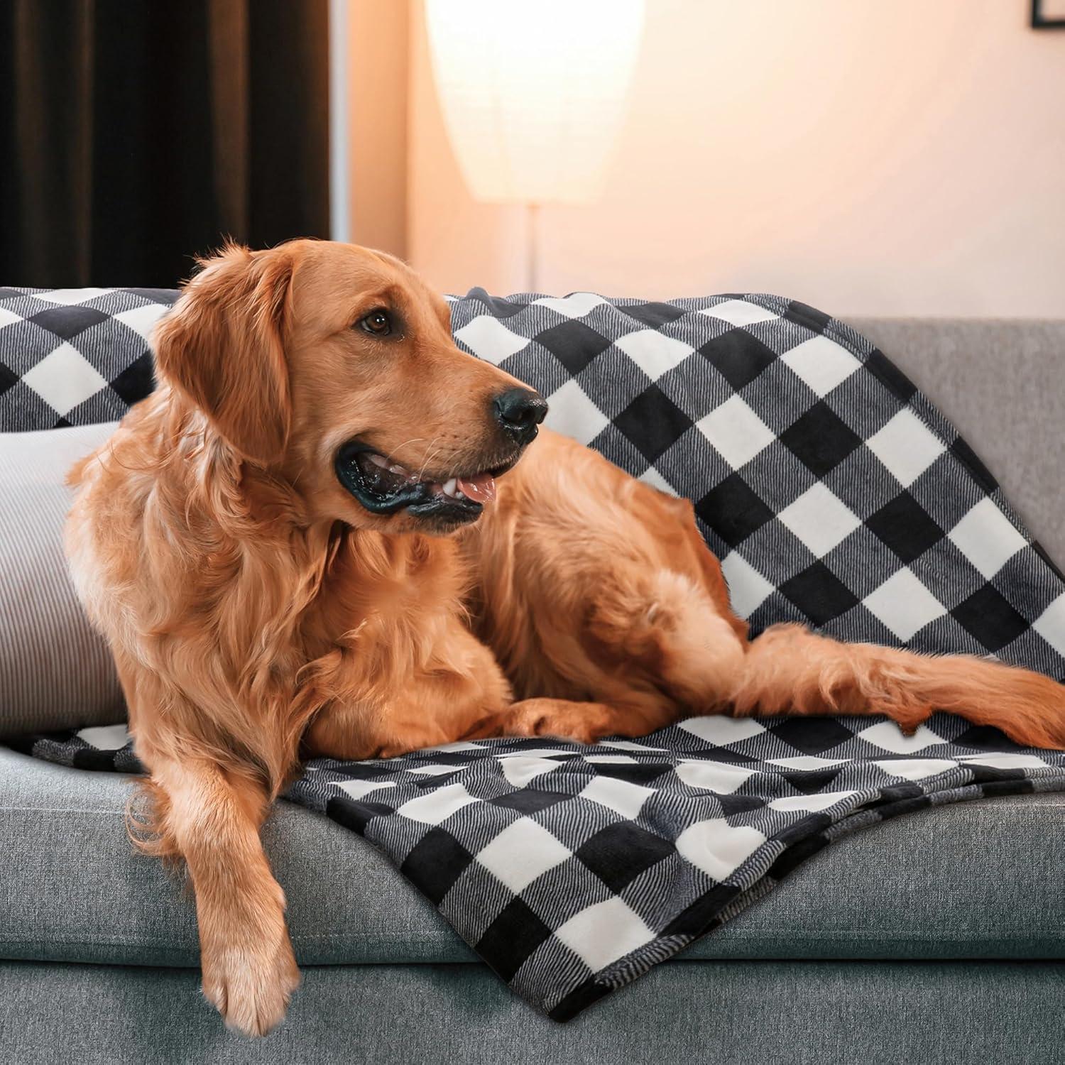 Black and White Buffalo Plaid Fleece Throw Blanket