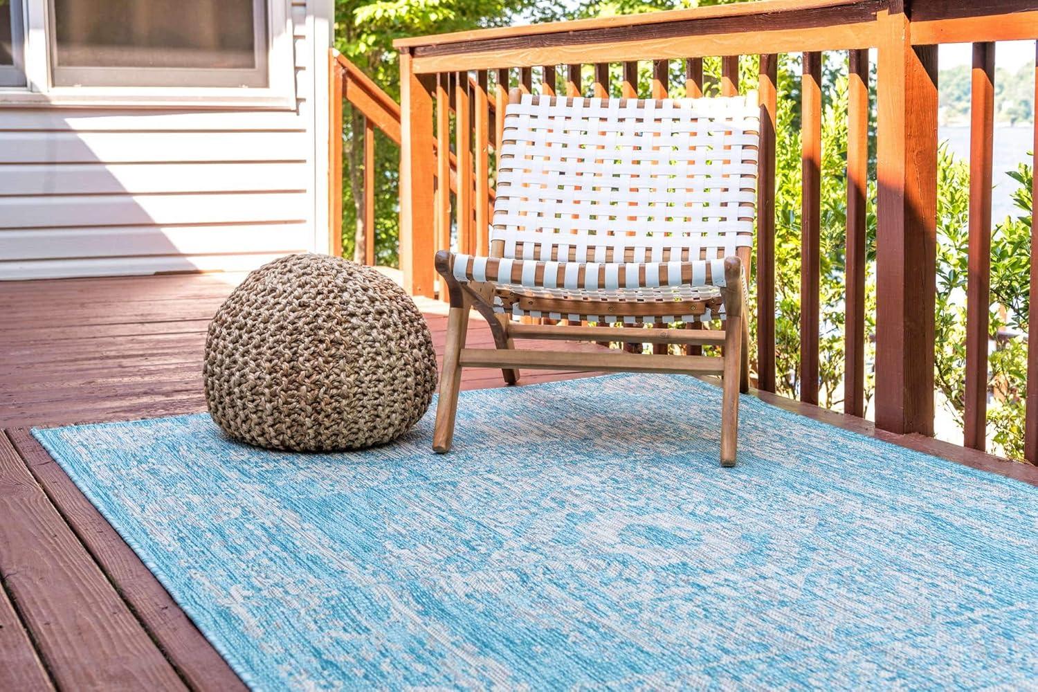 Serene Light Aqua & Gray 5'x8' Synthetic Outdoor Rug