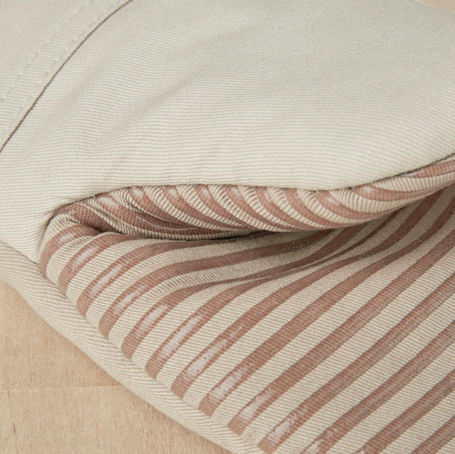 KitchenAid® KitchenAid Beacon Mini 2-Piece Oven Mitt (Set of 2)