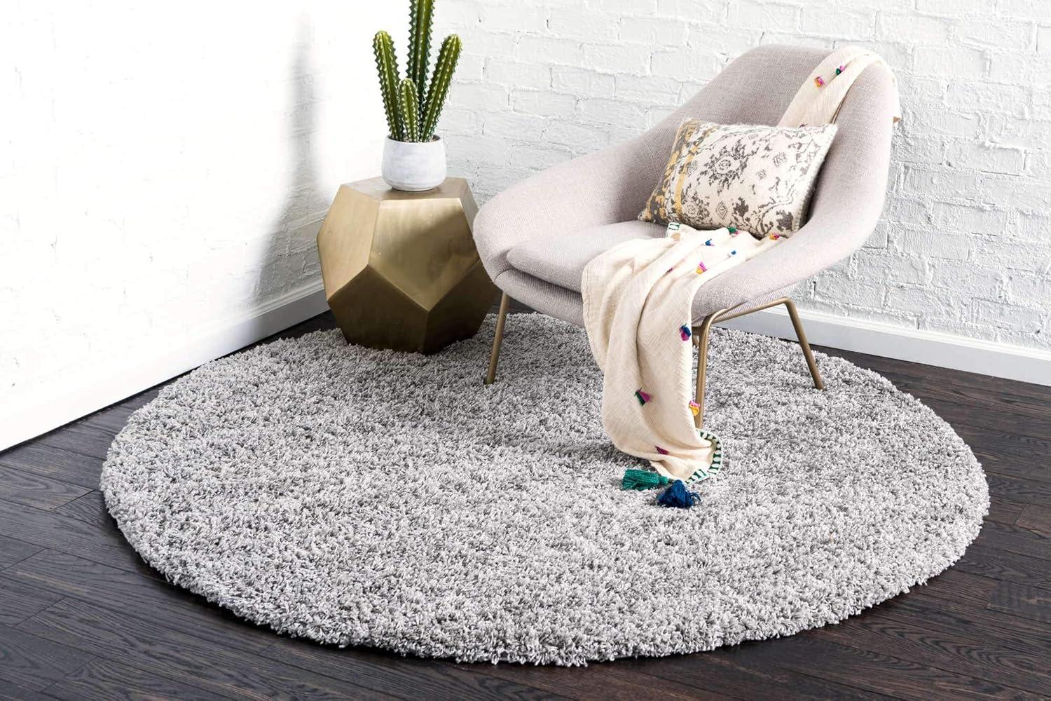 Unique Loom 8' 0 x 8' 0 Round Solid Shag Cloud Gray Area Rug