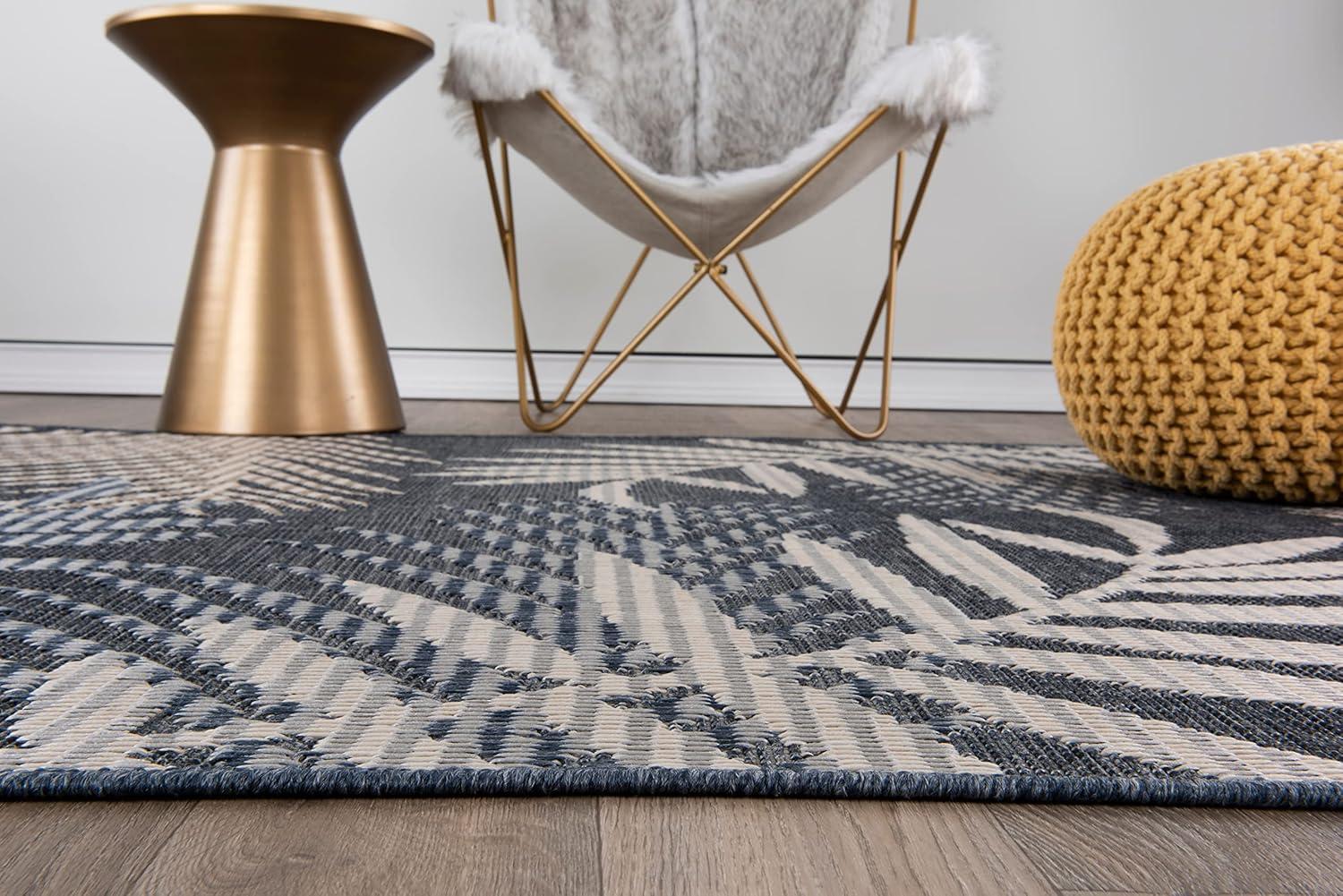 World Rug Gallery Bahama Palm Frond Indoor/Outdoor Area Rug - Blue 5' x 7'