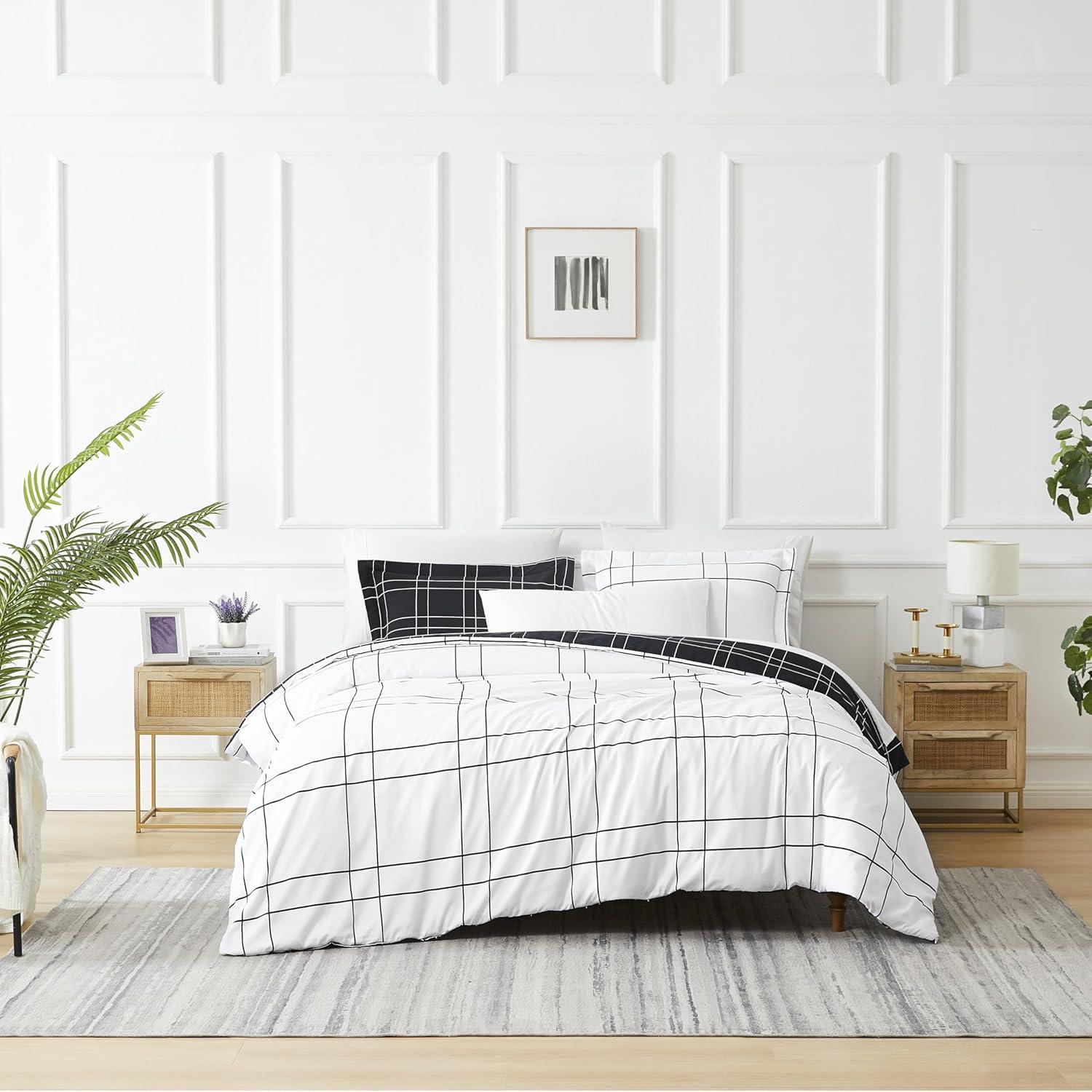 Southshore Fine Living, Inc. Urban Grid Collection Oversized King Duvet Cover Set, Printed Duvet Cover 3-Piece, Two Matching Shams (108 in Wide x 98 in Long), Black, King/California King