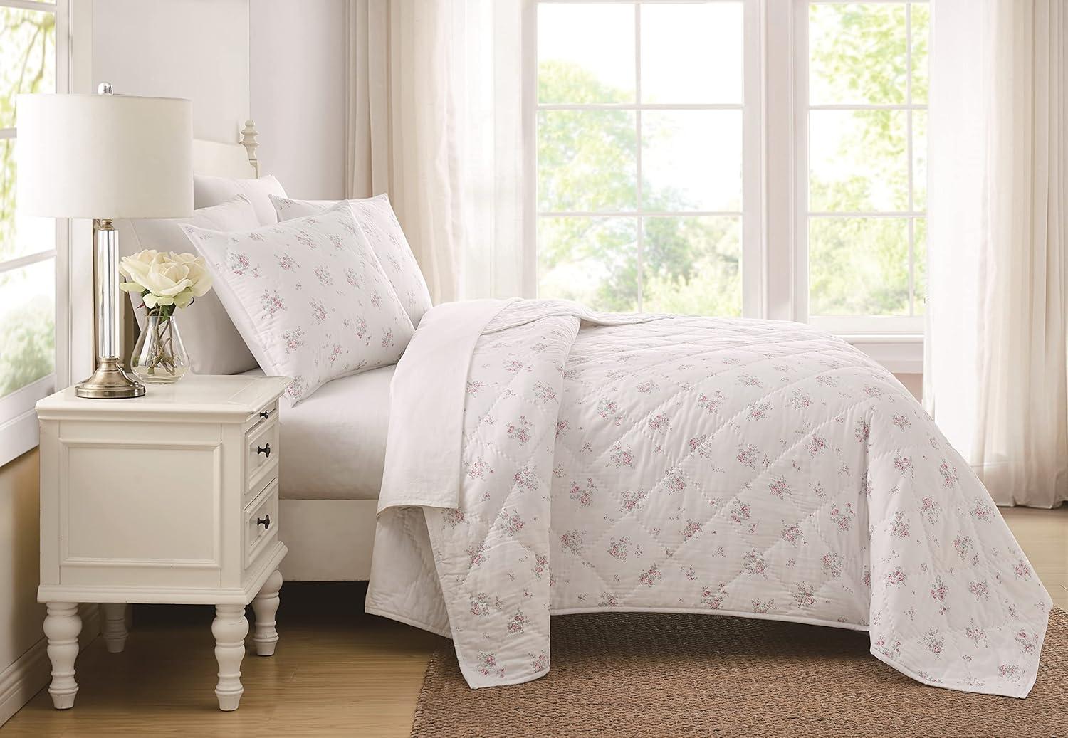 White and Pink Floral Cotton Twin XL Quilt Set