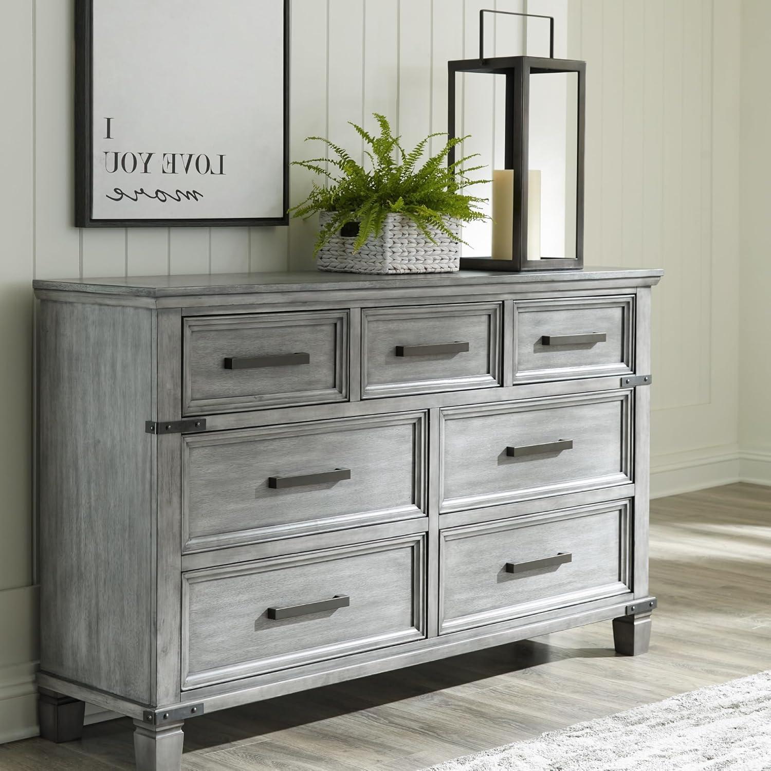 Charnesha 66'' W 7 - Drawer Dresser