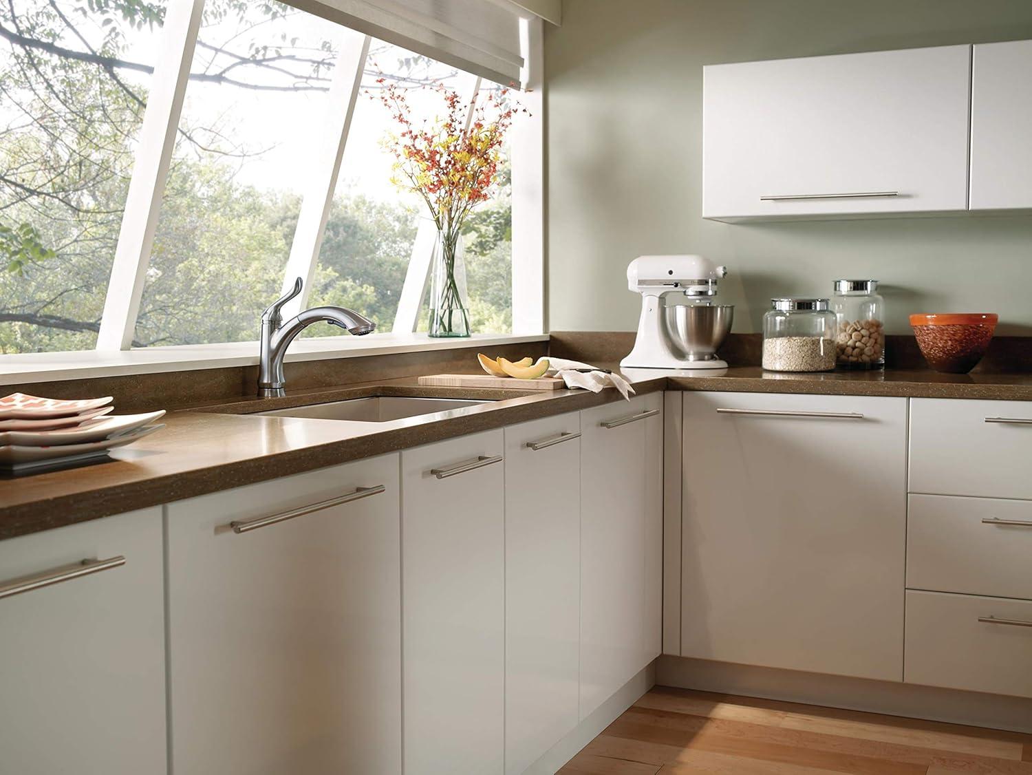 Delta Linden Pull Out Sprayer Kitchen Sink Faucet, Single Handle Kitchen Faucet 4353-AR-DST